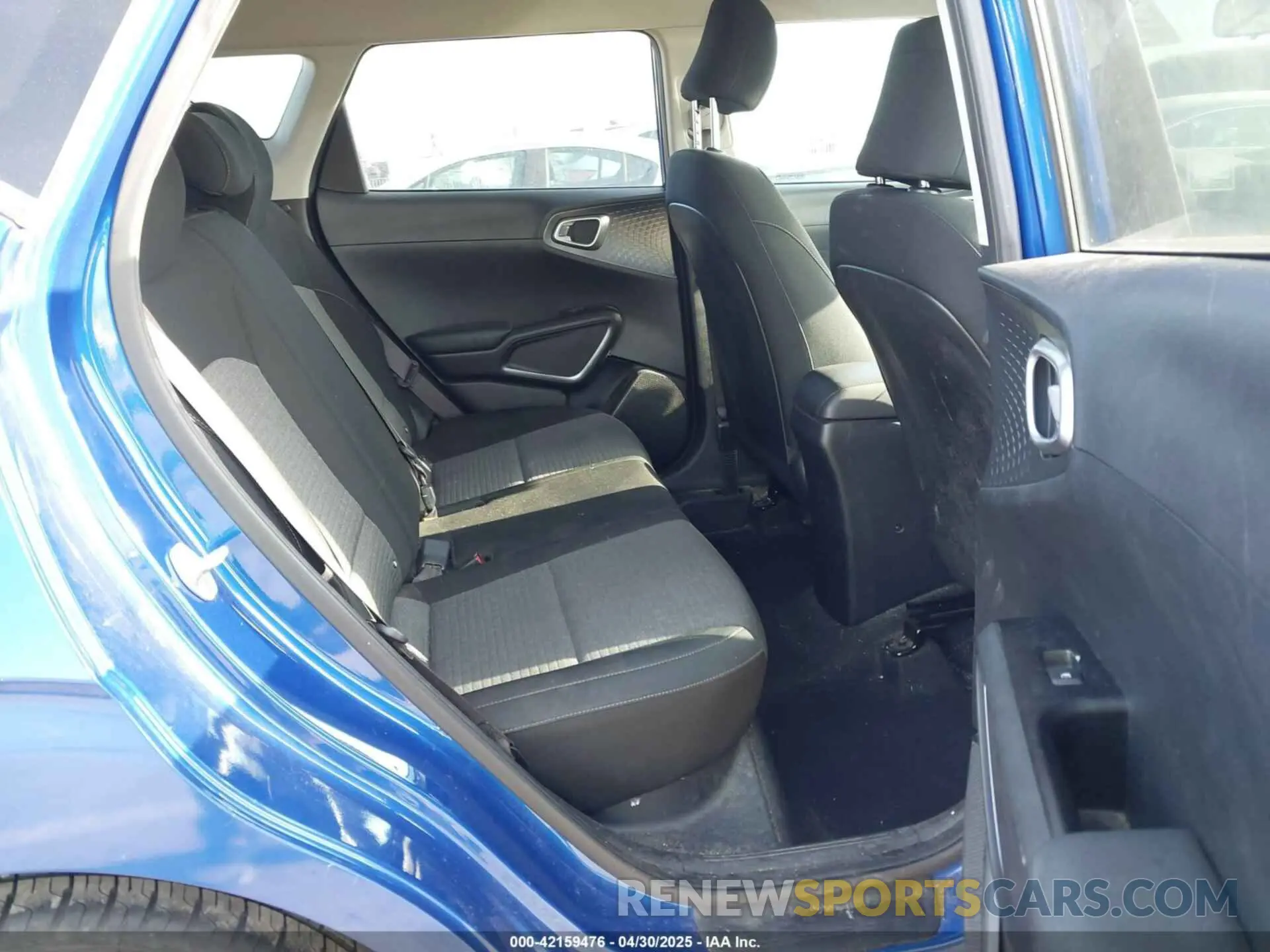 8 Photograph of a damaged car KNDJ63AU3L7081450 KIA SOUL 2020