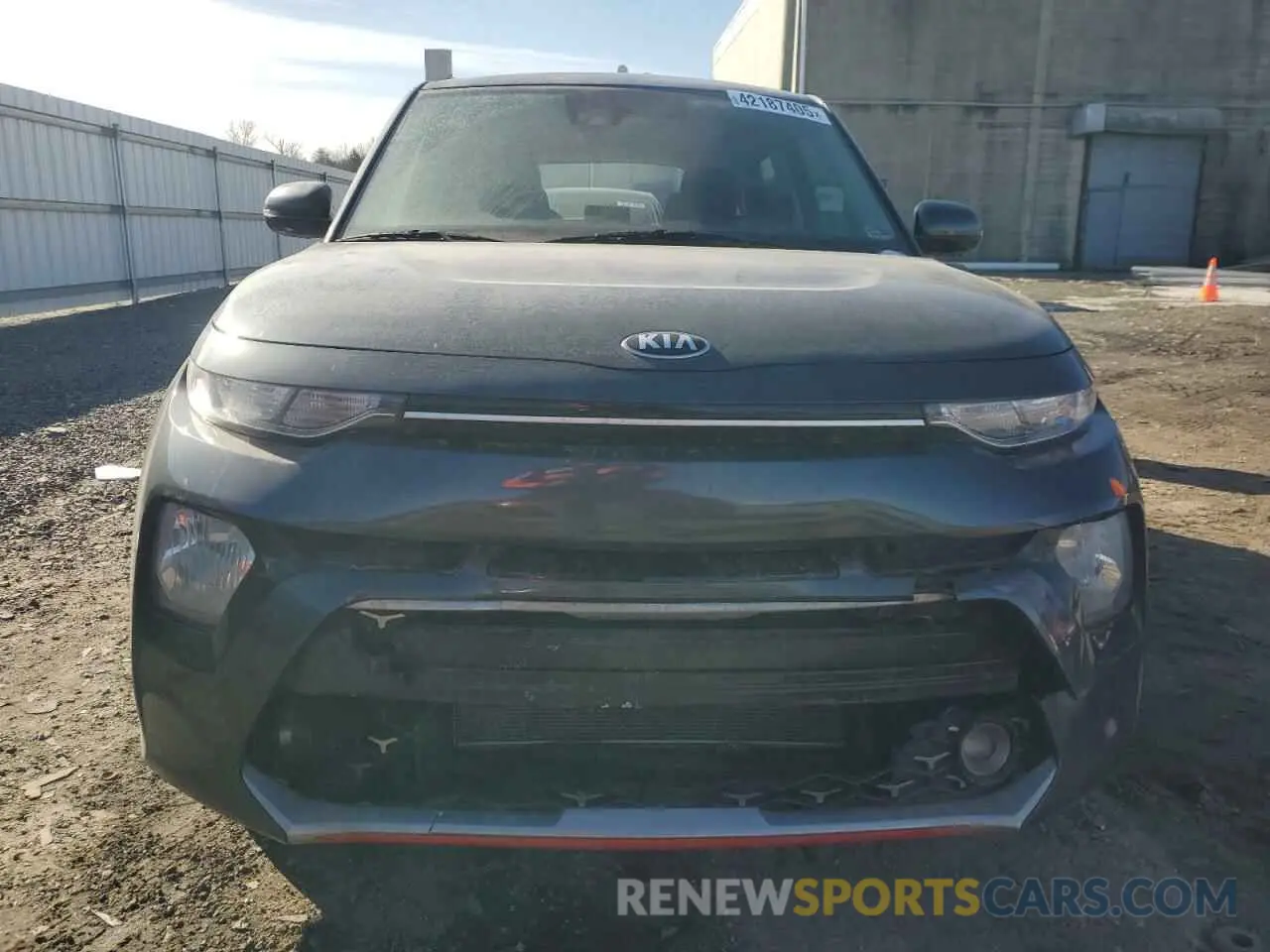 5 Photograph of a damaged car KNDJ63AU3L7096904 KIA SOUL 2020
