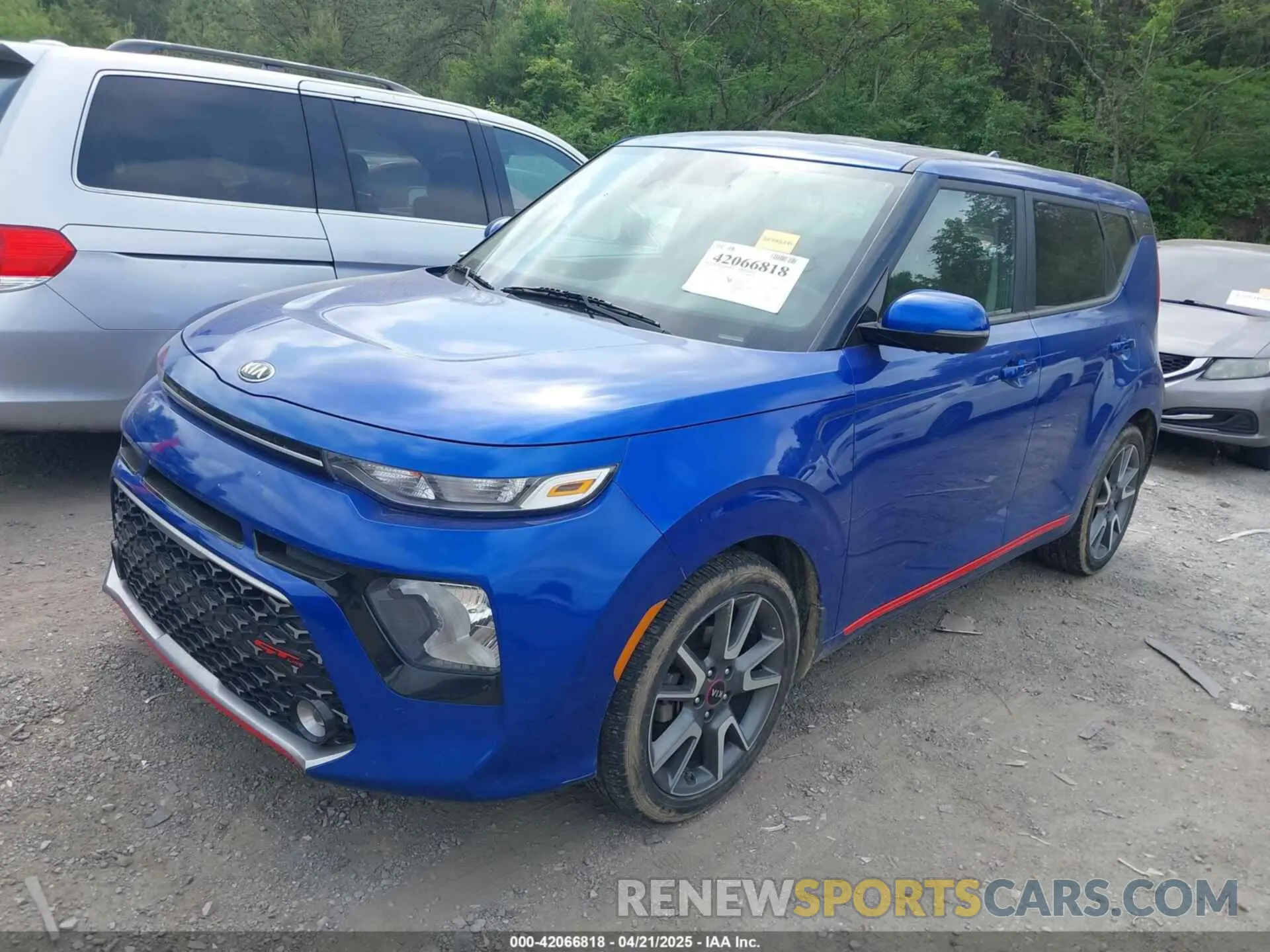 2 Photograph of a damaged car KNDJ63AU4L7094532 KIA SOUL 2020