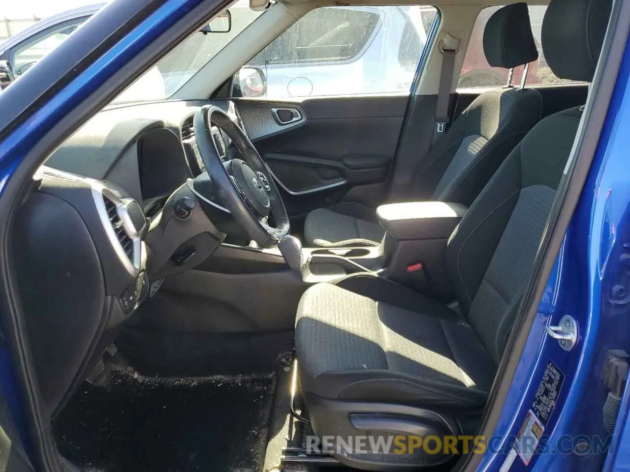 7 Photograph of a damaged car KNDJ63AU6L7013515 KIA SOUL 2020