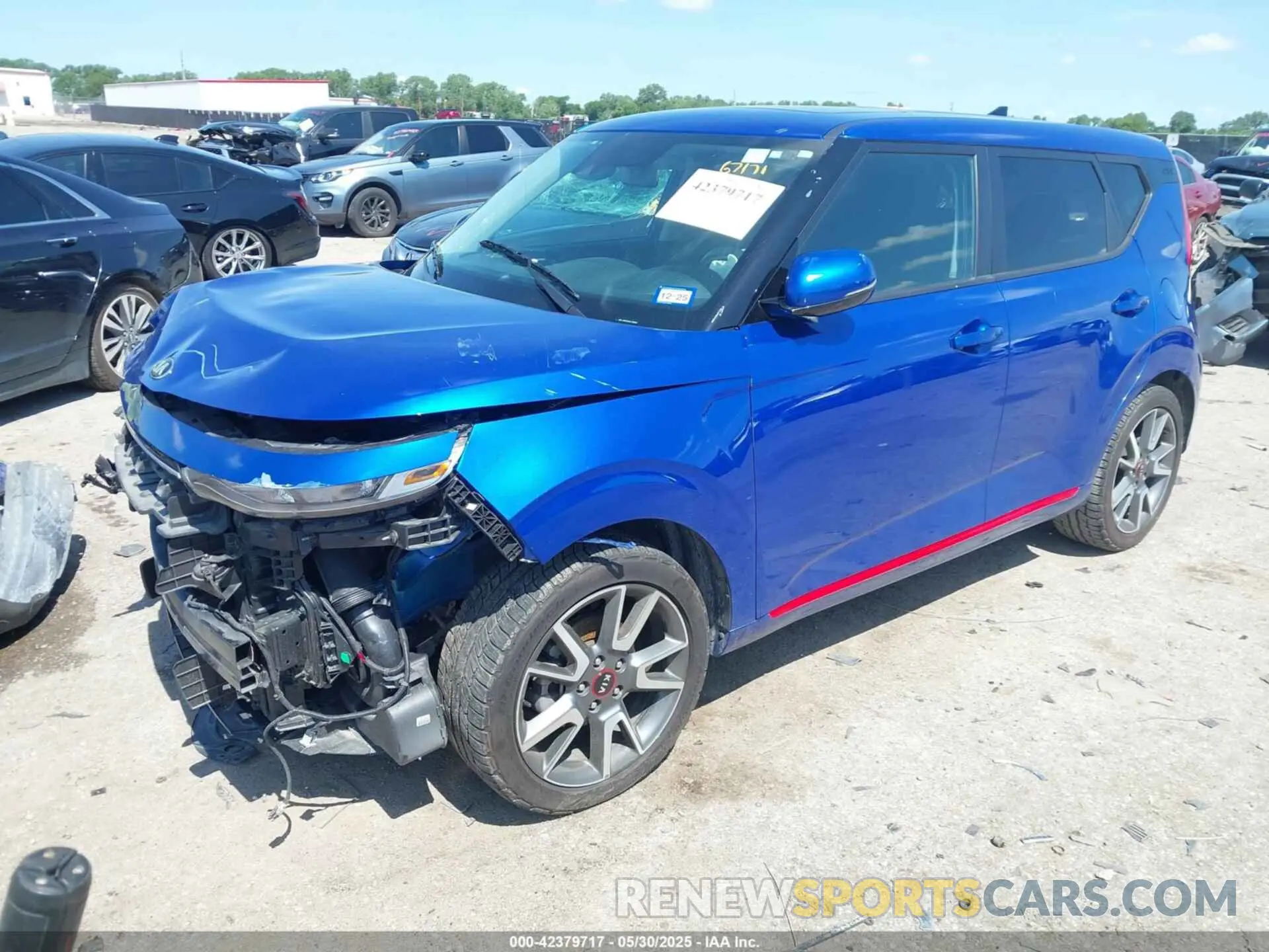 2 Photograph of a damaged car KNDJ63AU6L7086951 KIA SOUL 2020