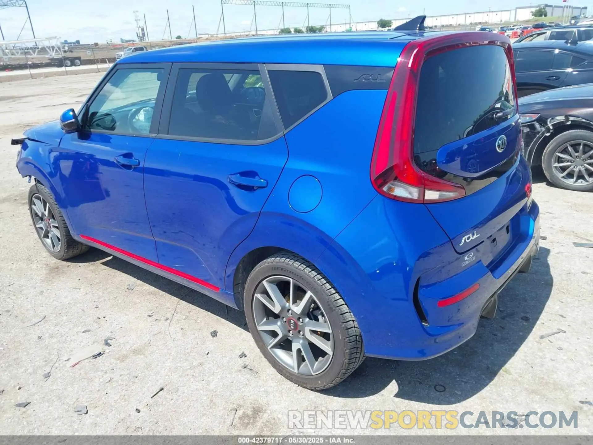 3 Photograph of a damaged car KNDJ63AU6L7086951 KIA SOUL 2020