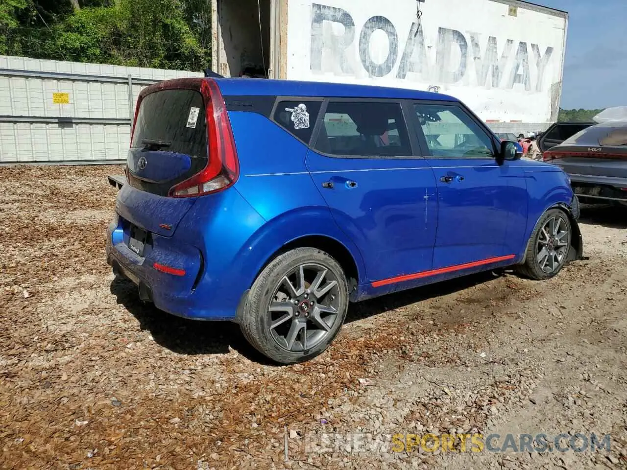 3 Photograph of a damaged car KNDJ63AU6L7090370 KIA SOUL 2020