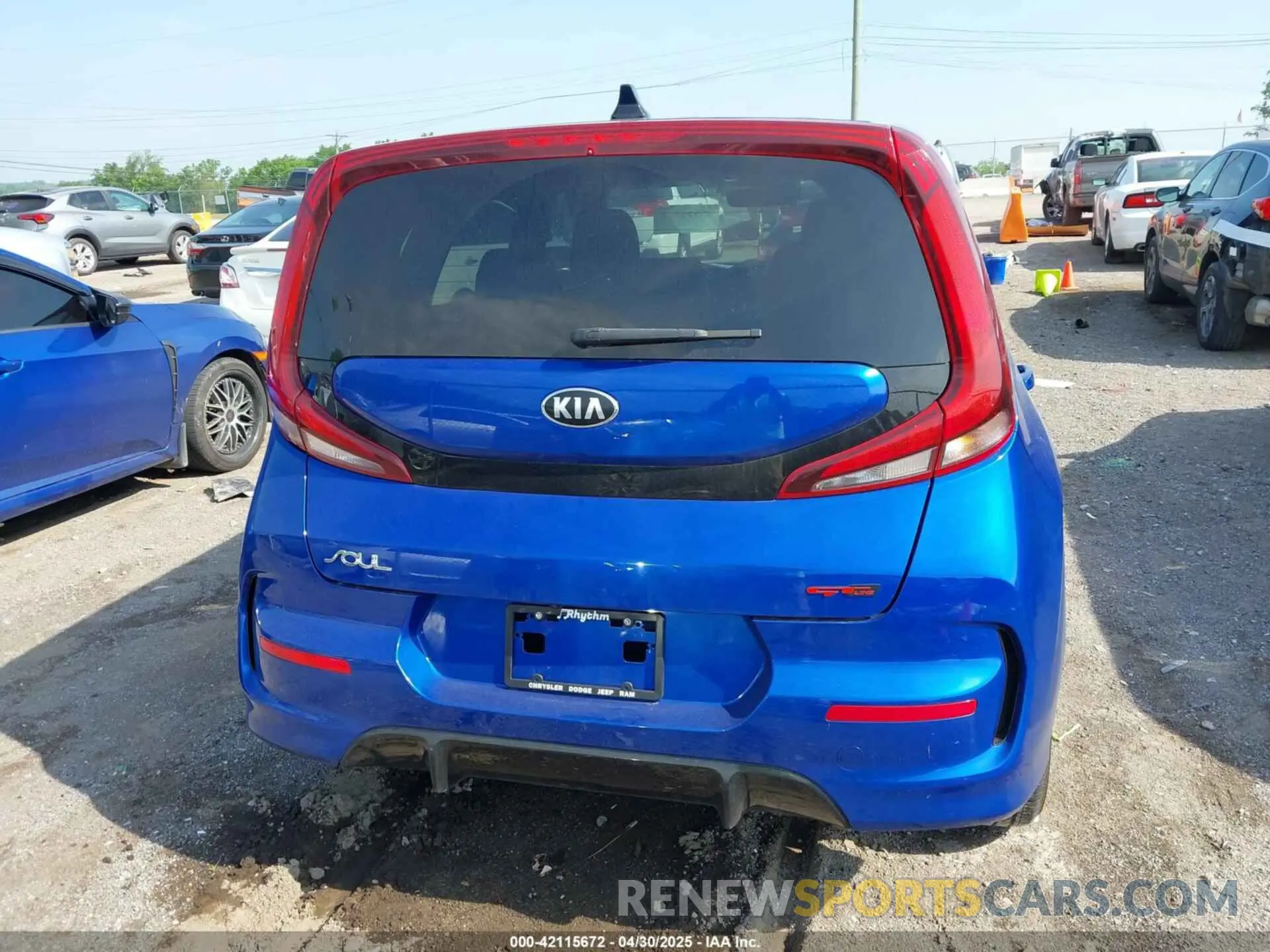 16 Photograph of a damaged car KNDJ63AU7L7118662 KIA SOUL 2020