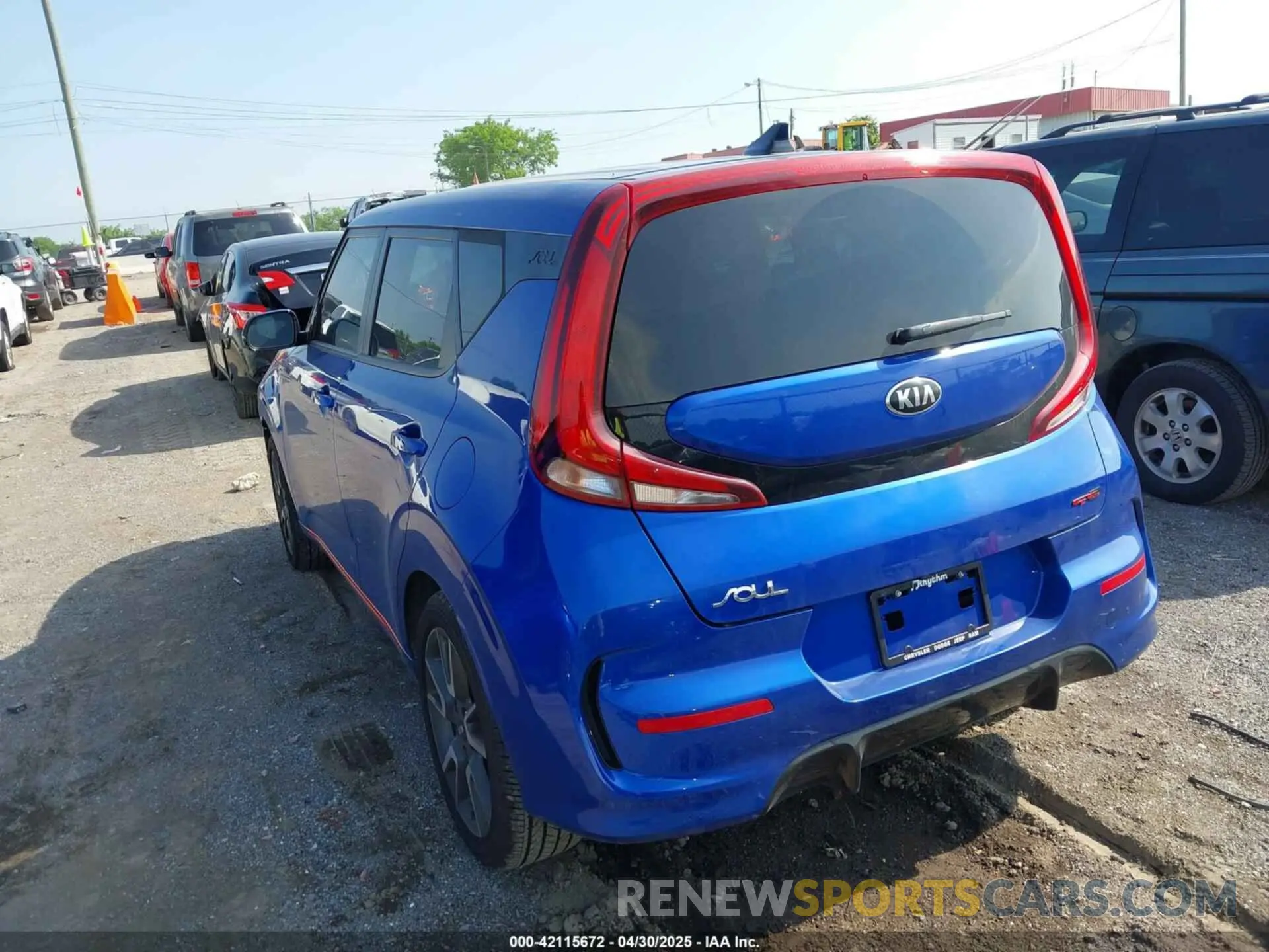 3 Photograph of a damaged car KNDJ63AU7L7118662 KIA SOUL 2020