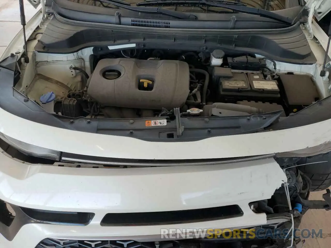 13 Photograph of a damaged car KNDJ63AU7L7724236 KIA SOUL 2020