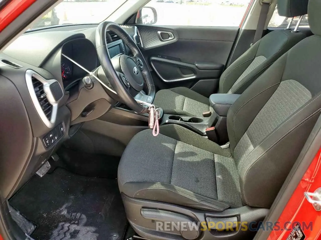 7 Photograph of a damaged car KNDJ63AU7L7728657 KIA SOUL 2020
