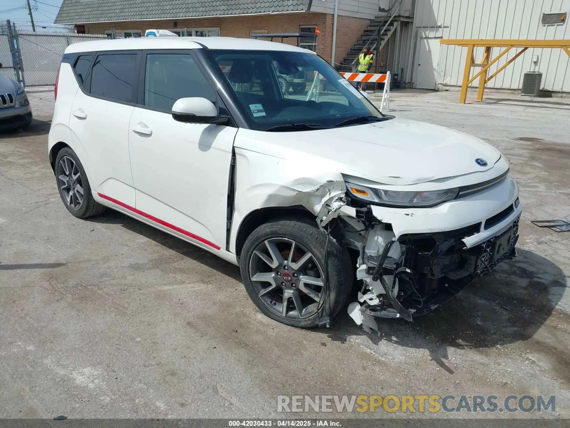 1 Photograph of a damaged car KNDJ63AU7L7732806 KIA SOUL 2020