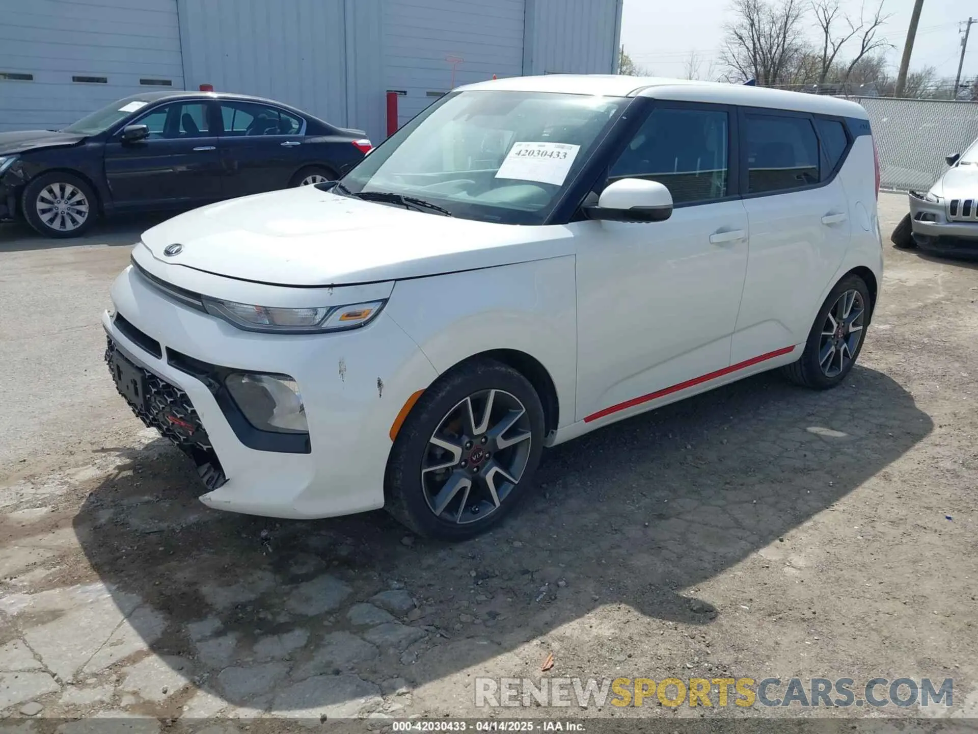 2 Photograph of a damaged car KNDJ63AU7L7732806 KIA SOUL 2020