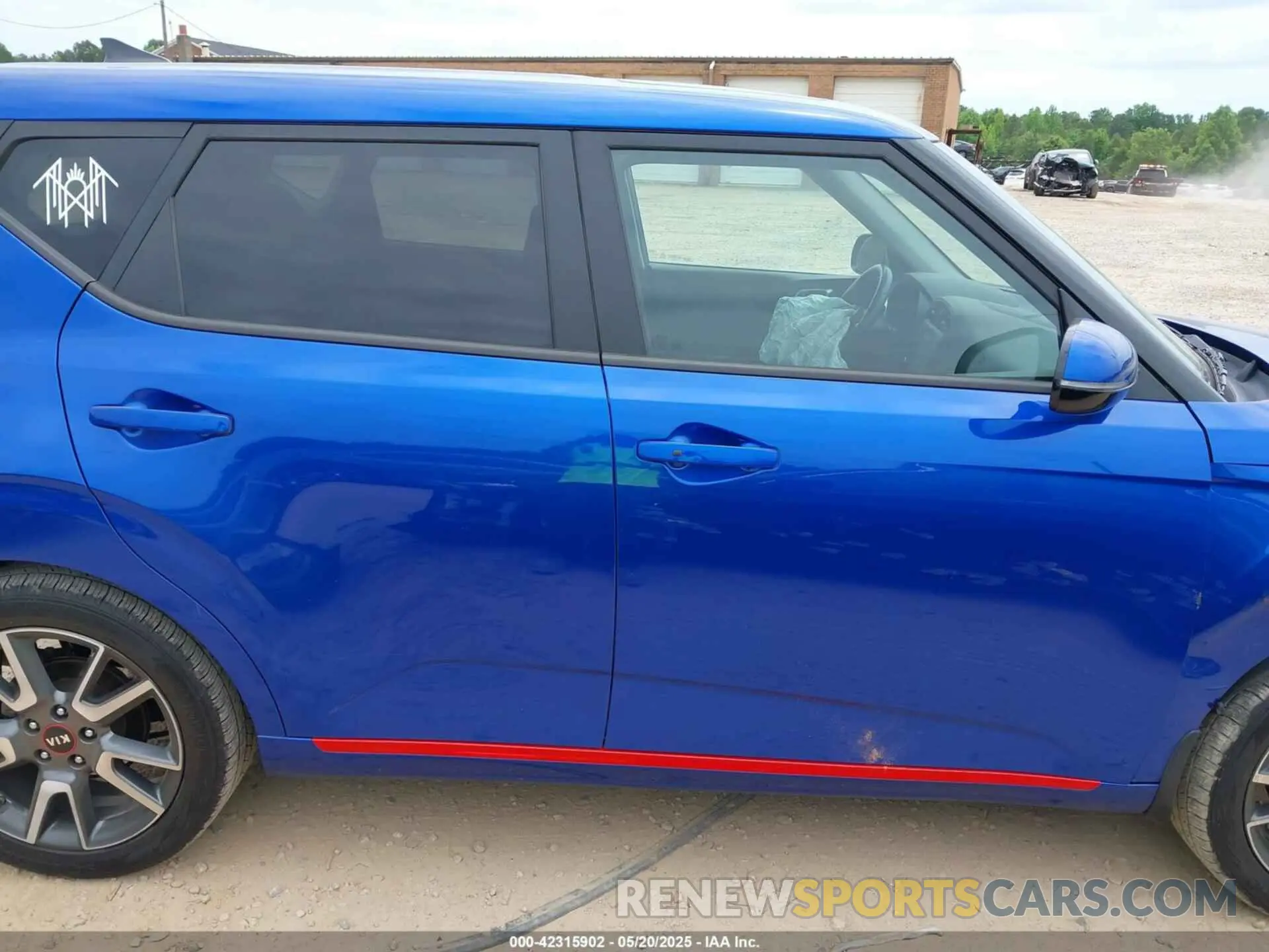 13 Photograph of a damaged car KNDJ63AU8L7044555 KIA SOUL 2020