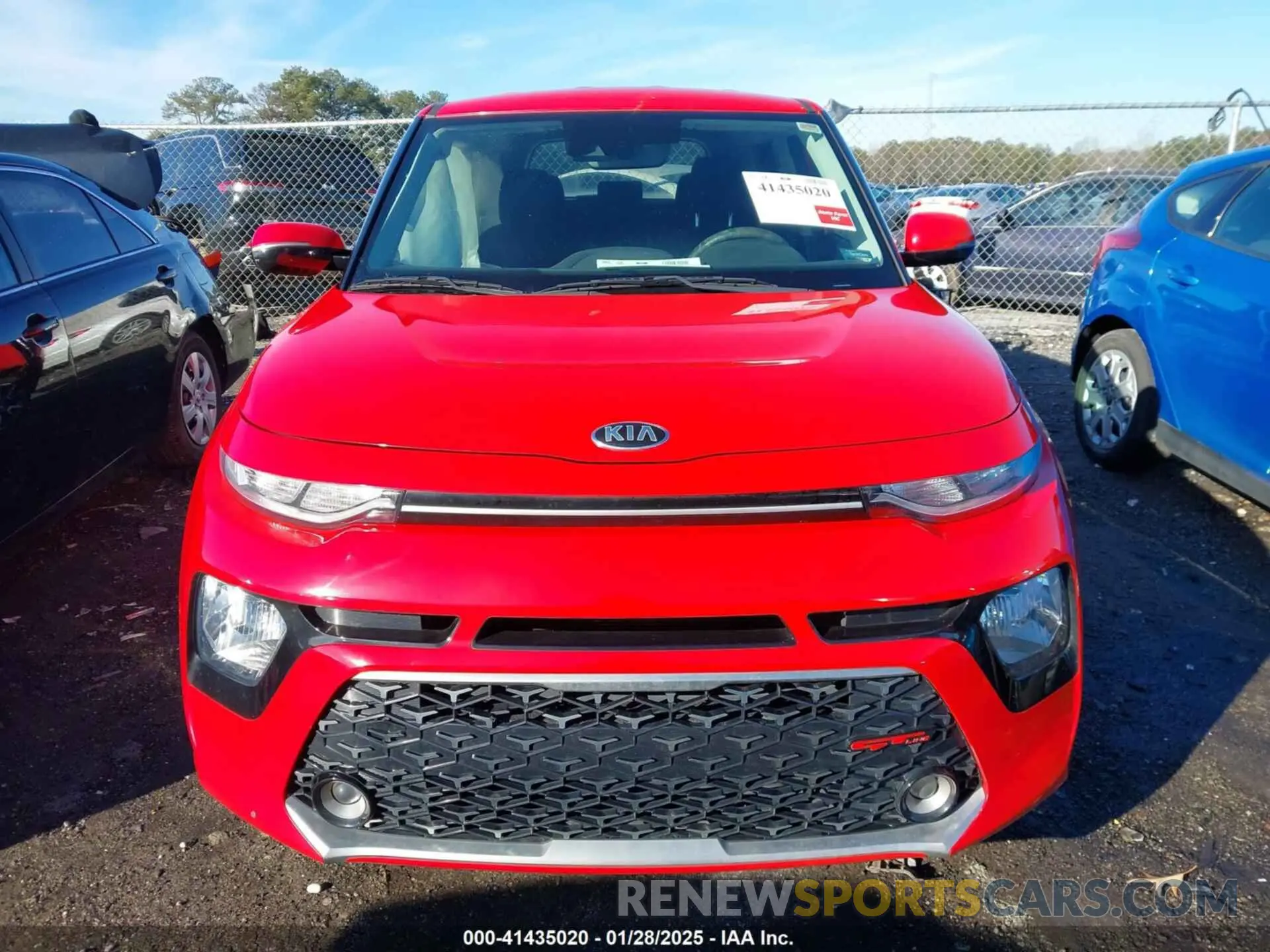 12 Photograph of a damaged car KNDJ63AU8L7055703 KIA SOUL 2020