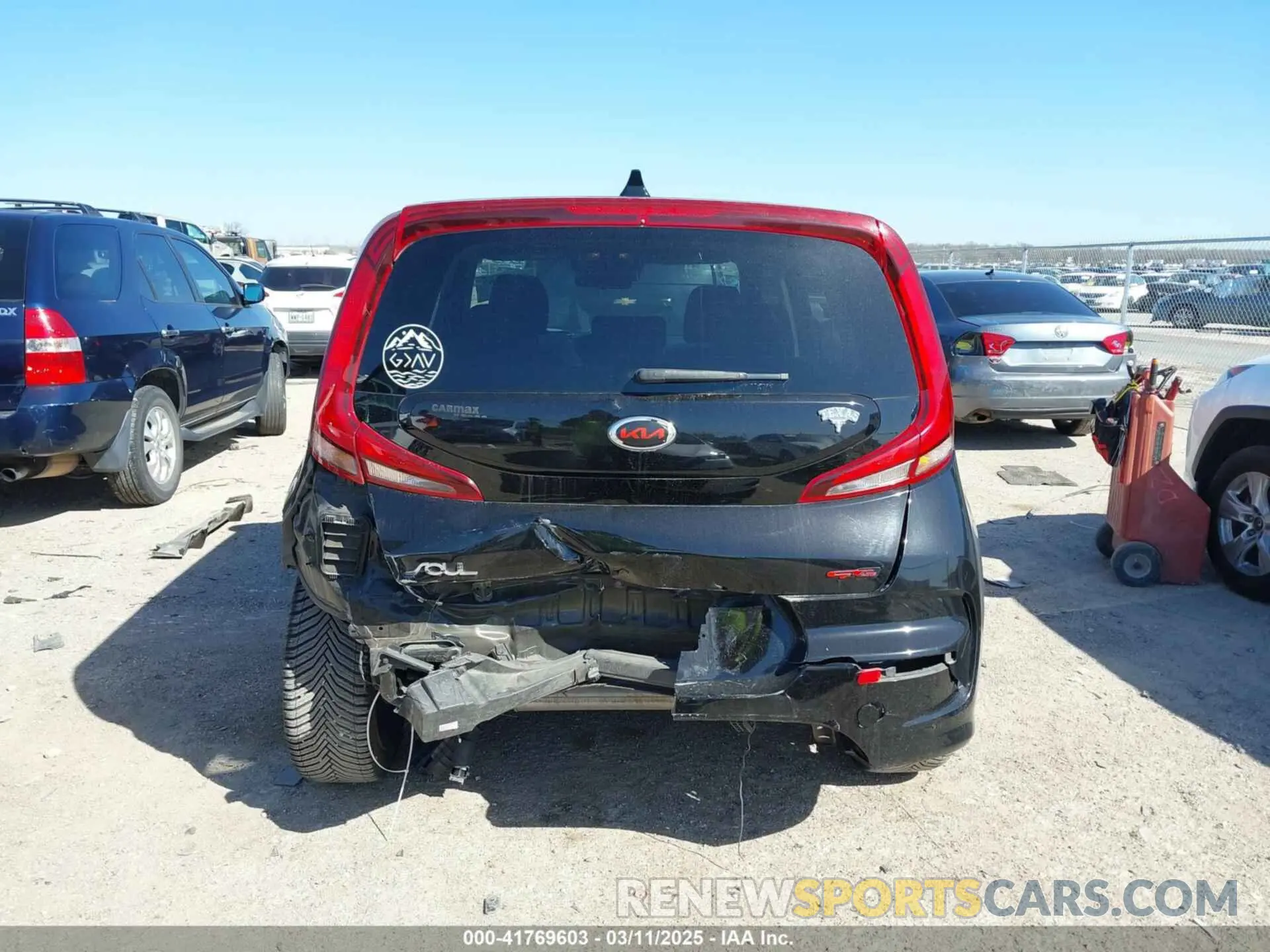 16 Photograph of a damaged car KNDJ63AU9L7026162 KIA SOUL 2020