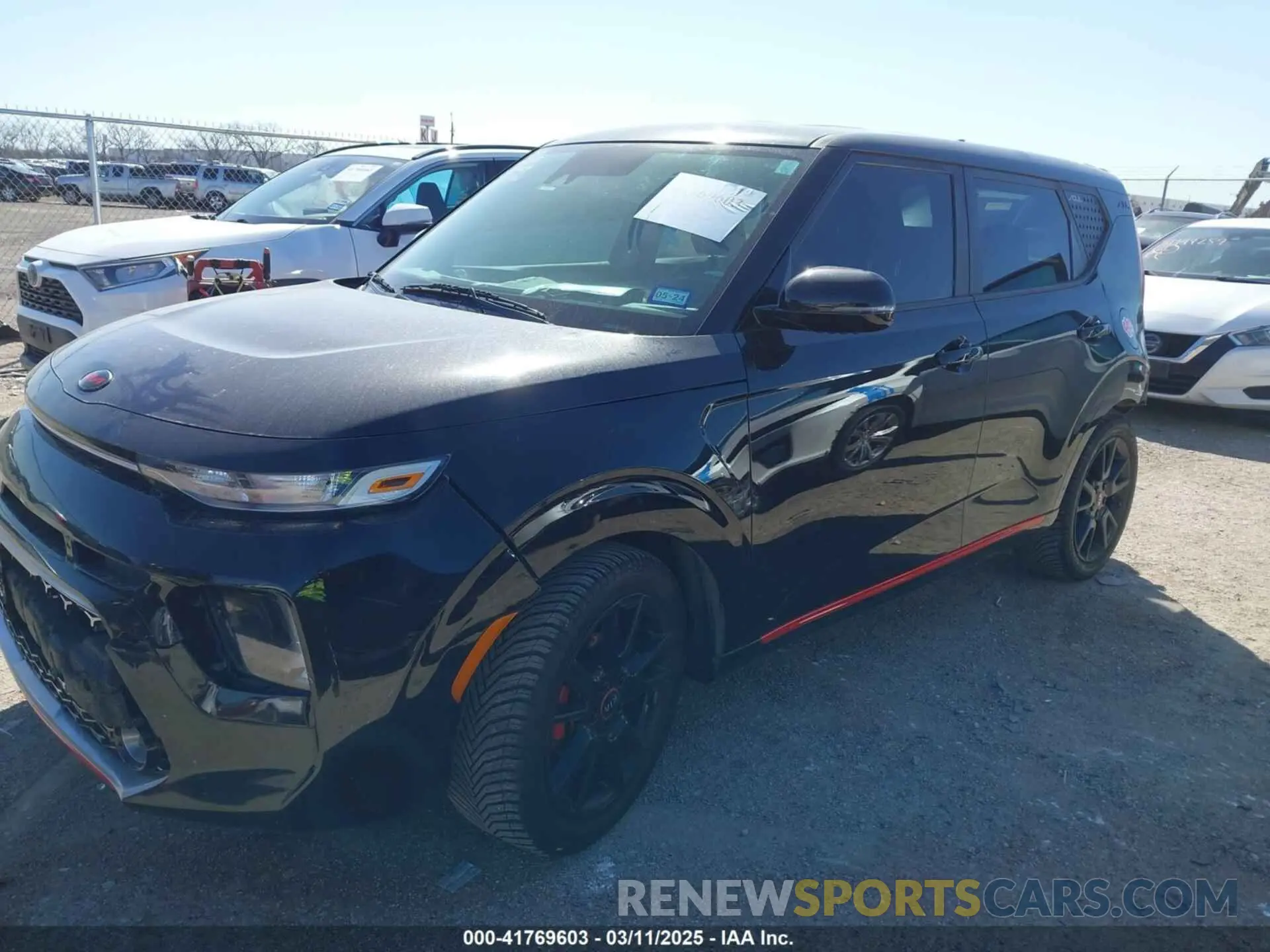 2 Photograph of a damaged car KNDJ63AU9L7026162 KIA SOUL 2020