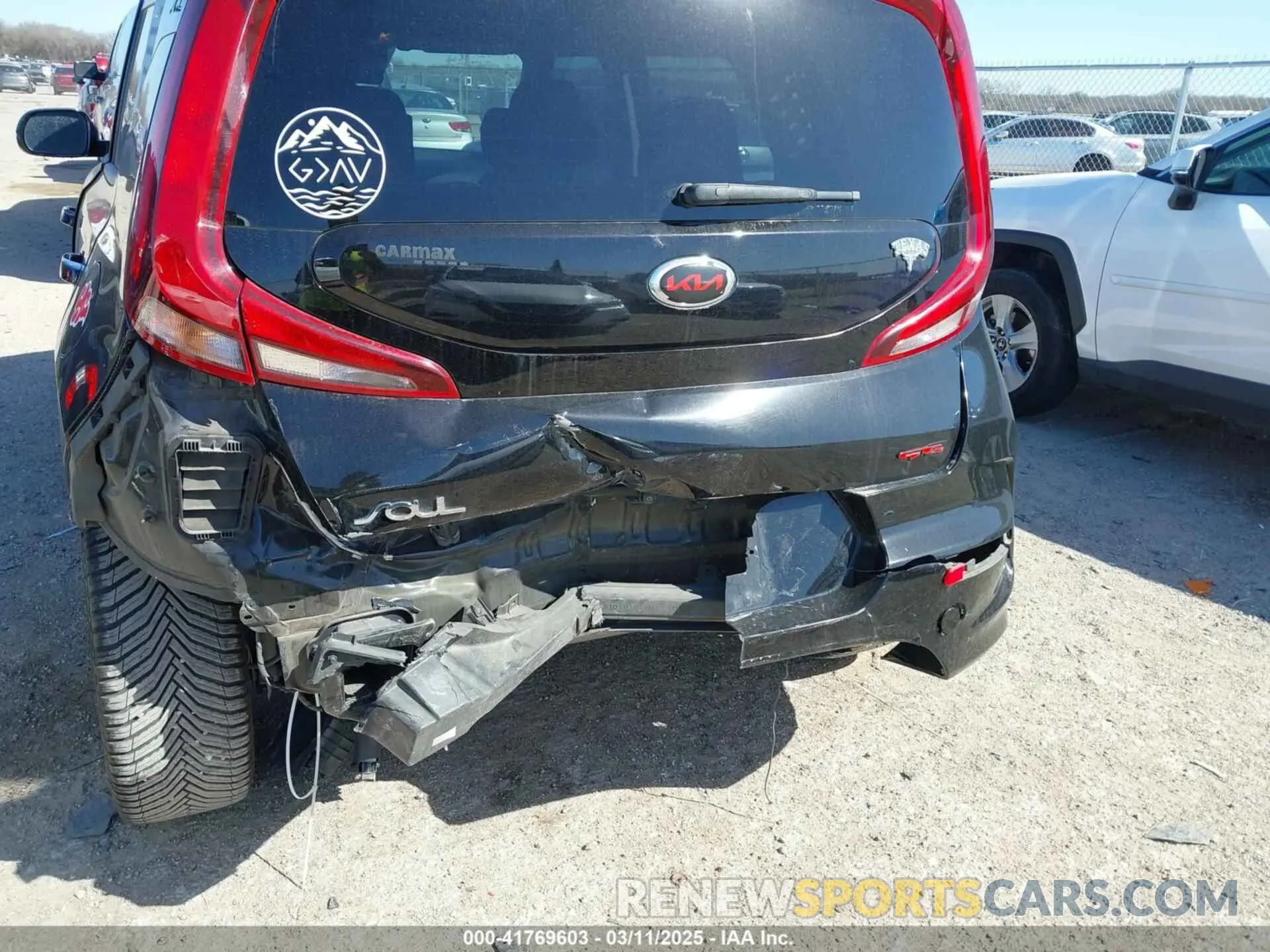 6 Photograph of a damaged car KNDJ63AU9L7026162 KIA SOUL 2020