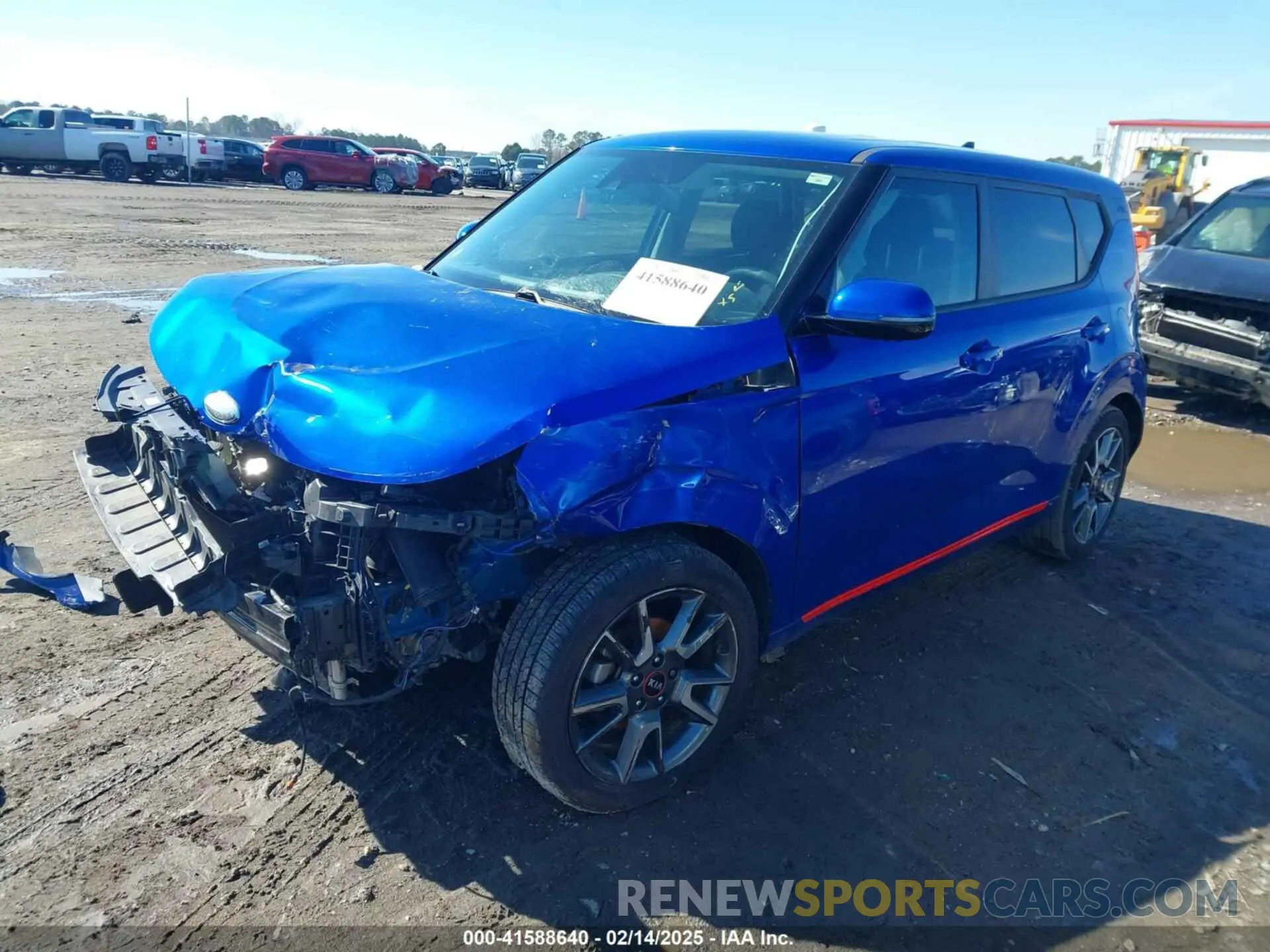 2 Photograph of a damaged car KNDJ63AUXL7006101 KIA SOUL 2020