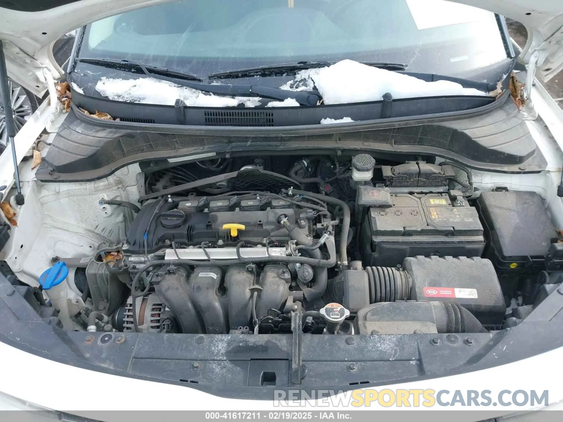 10 Photograph of a damaged car KNDJ63AUXL7008687 KIA SOUL 2020