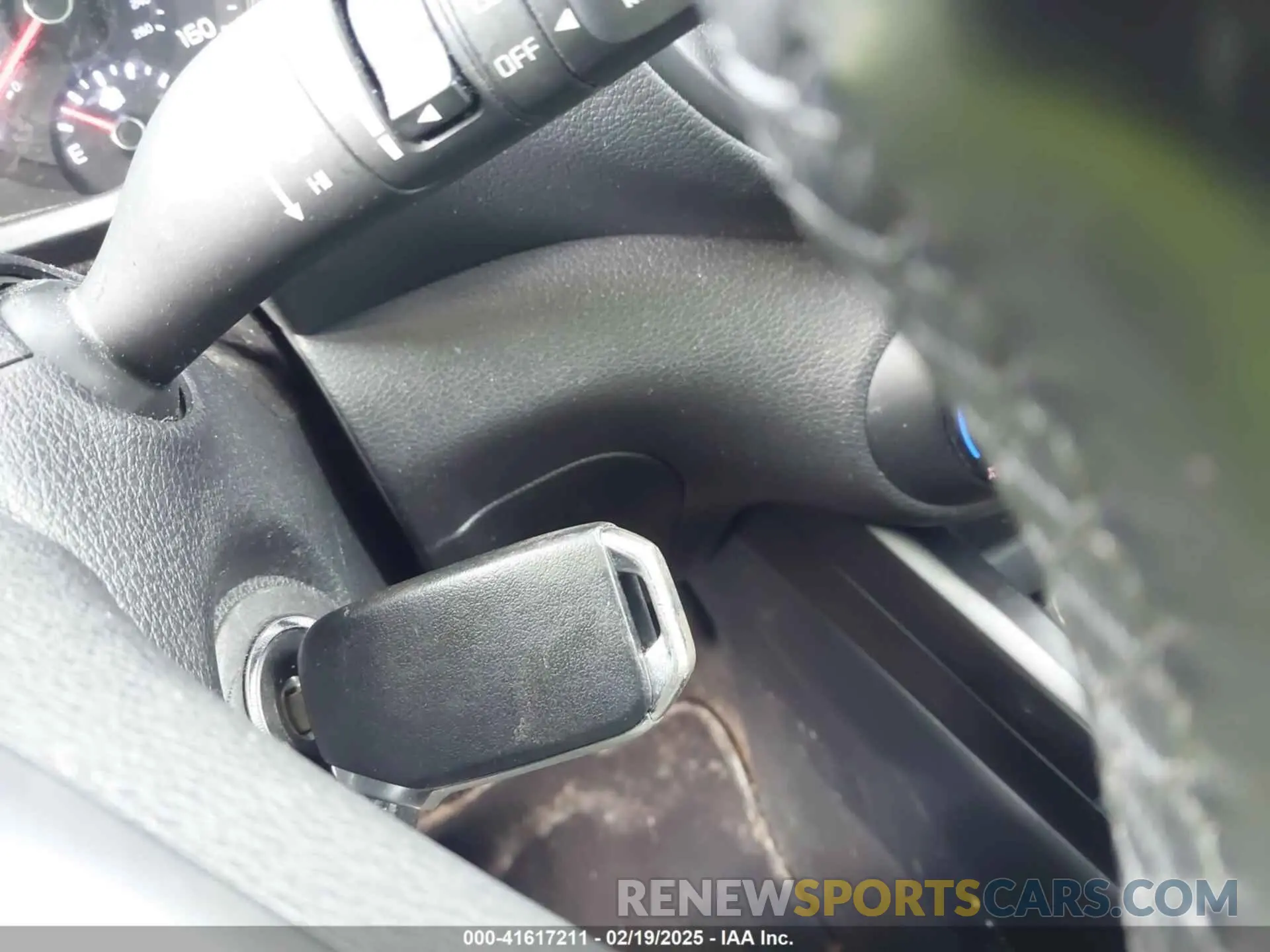 11 Photograph of a damaged car KNDJ63AUXL7008687 KIA SOUL 2020