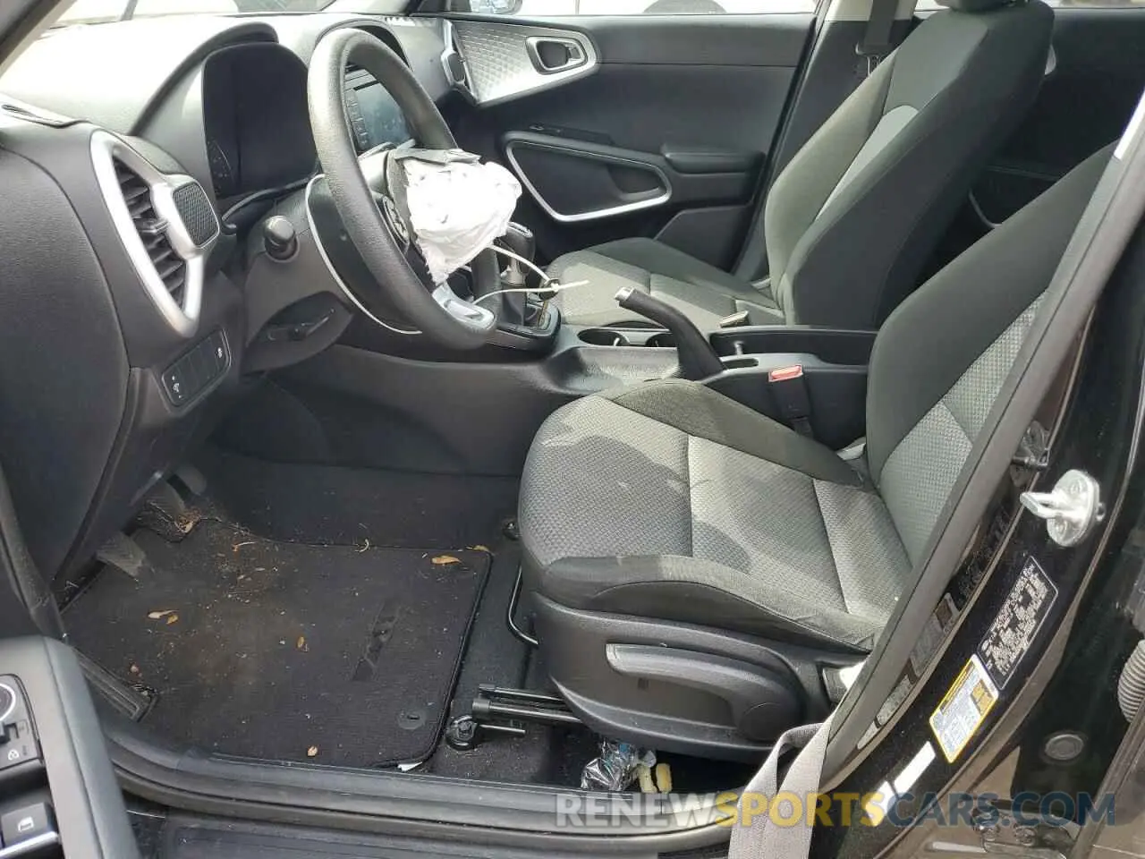 7 Photograph of a damaged car KNDJ22AU0M7755514 KIA SOUL 2021