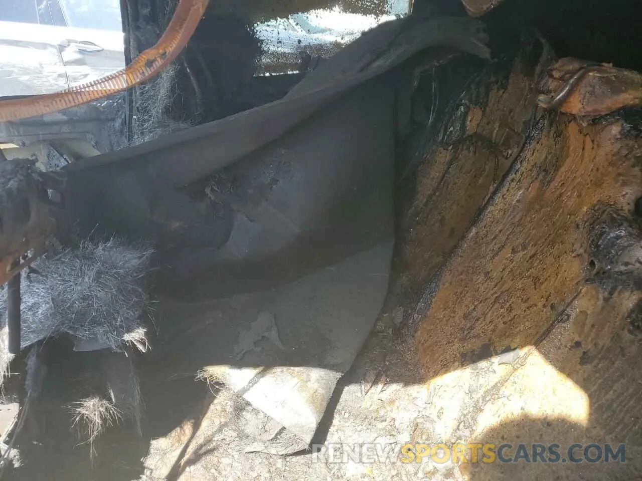 11 Photograph of a damaged car KNDJ22AU2M7127695 KIA SOUL 2021
