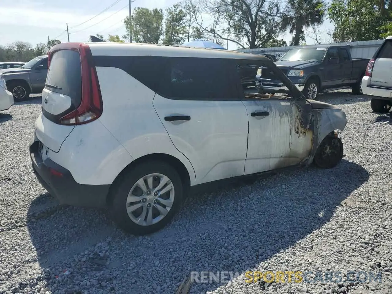 3 Photograph of a damaged car KNDJ22AU2M7127695 KIA SOUL 2021