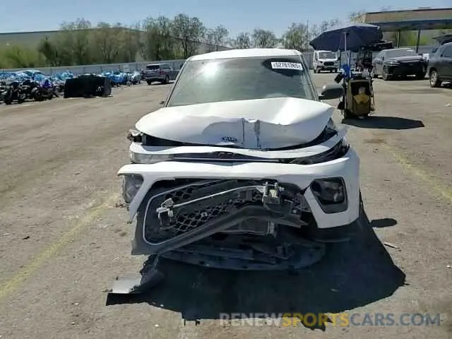 11 Photograph of a damaged car KNDJ22AU4M7785065 KIA SOUL 2021