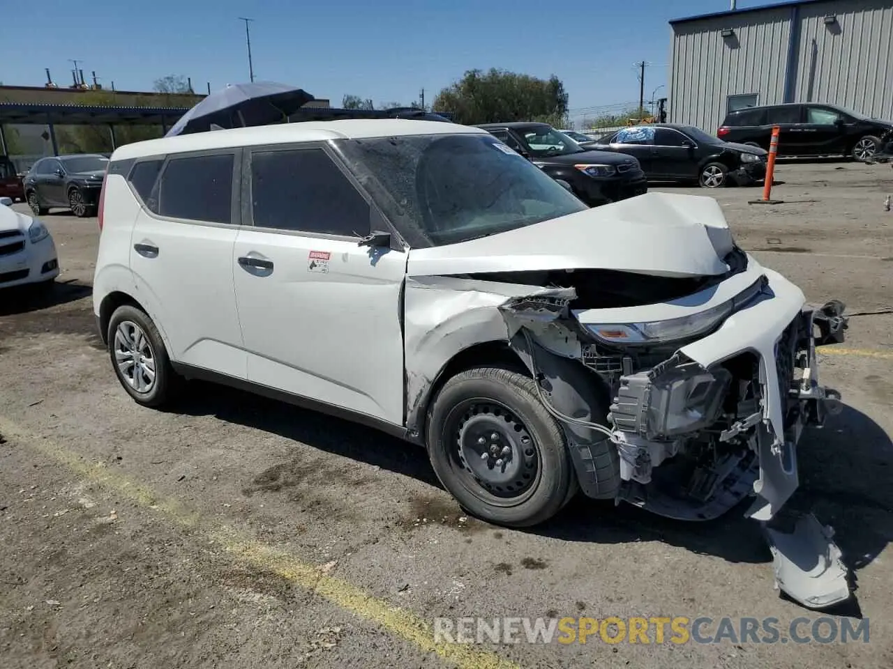 4 Photograph of a damaged car KNDJ22AU4M7785065 KIA SOUL 2021