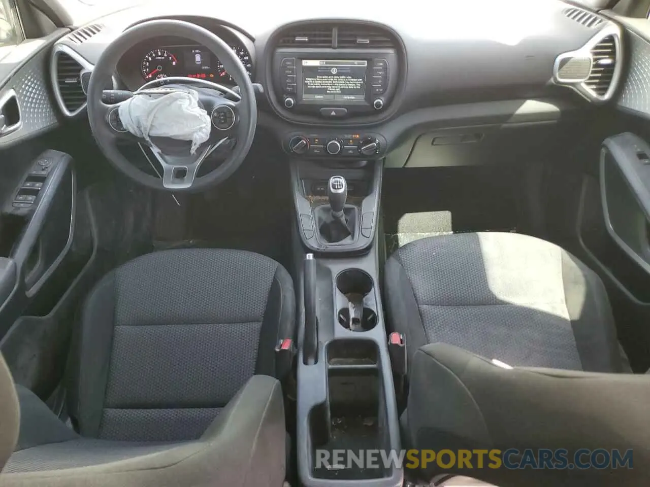 8 Photograph of a damaged car KNDJ22AU4M7785065 KIA SOUL 2021
