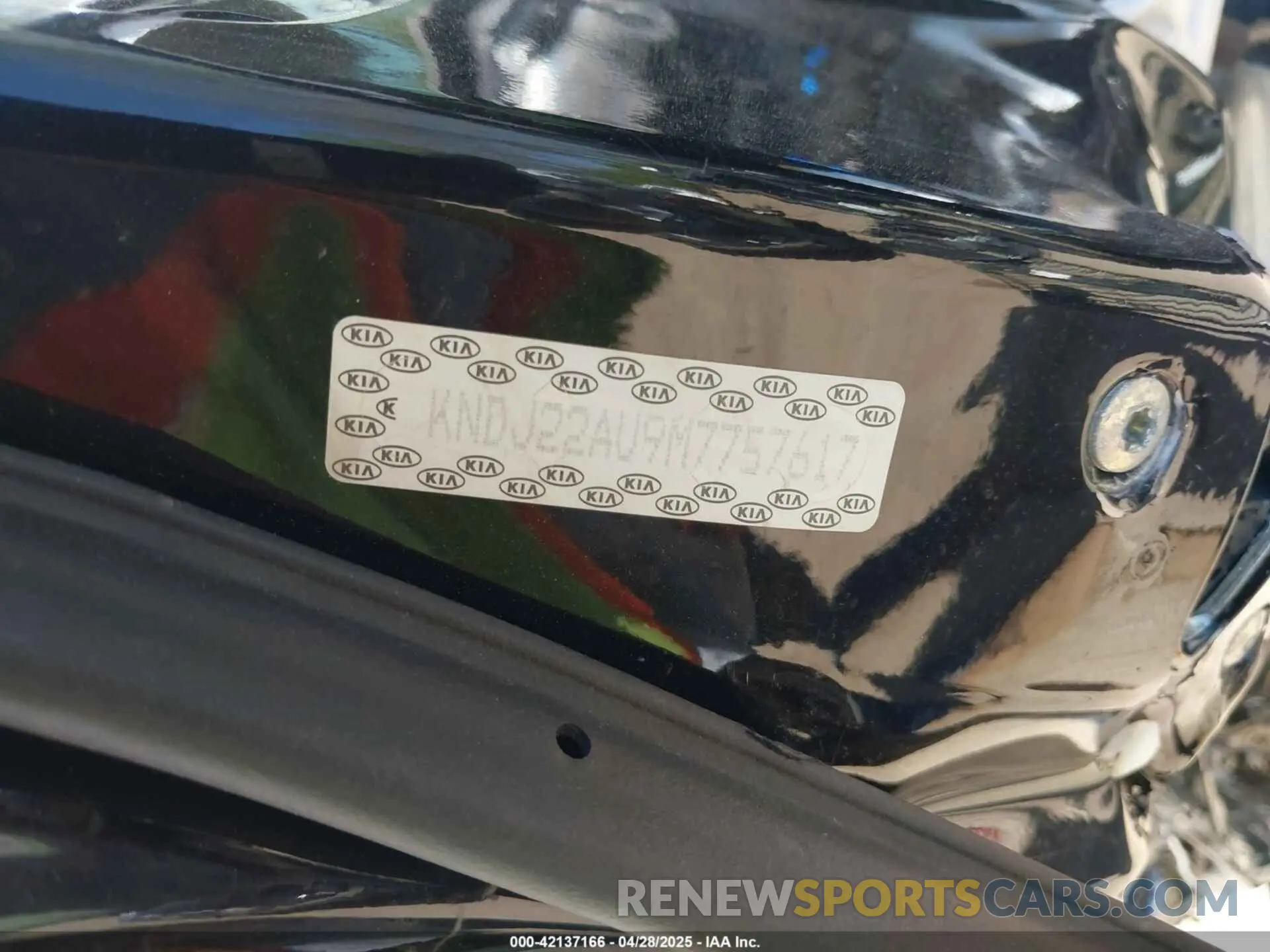 9 Photograph of a damaged car KNDJ22AU9M7757617 KIA SOUL 2021