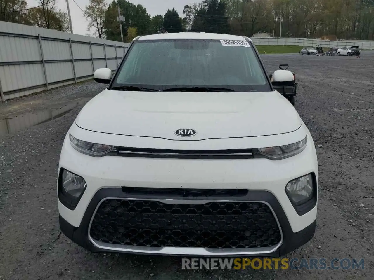 5 Photograph of a damaged car KNDJ23AU0M7138698 KIA SOUL 2021