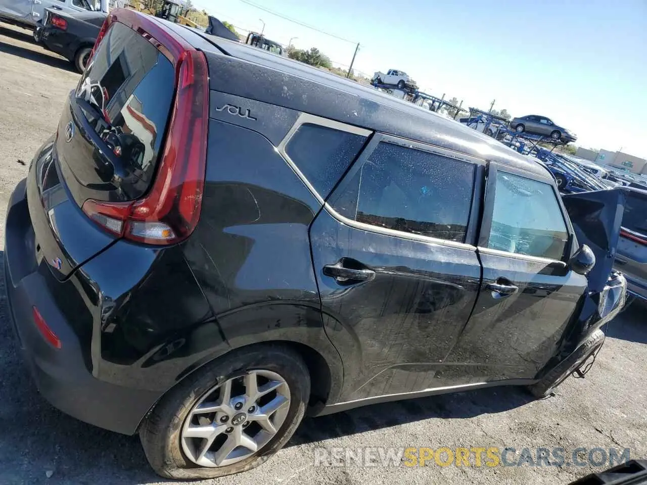 3 Photograph of a damaged car KNDJ23AU0M7743787 KIA SOUL 2021