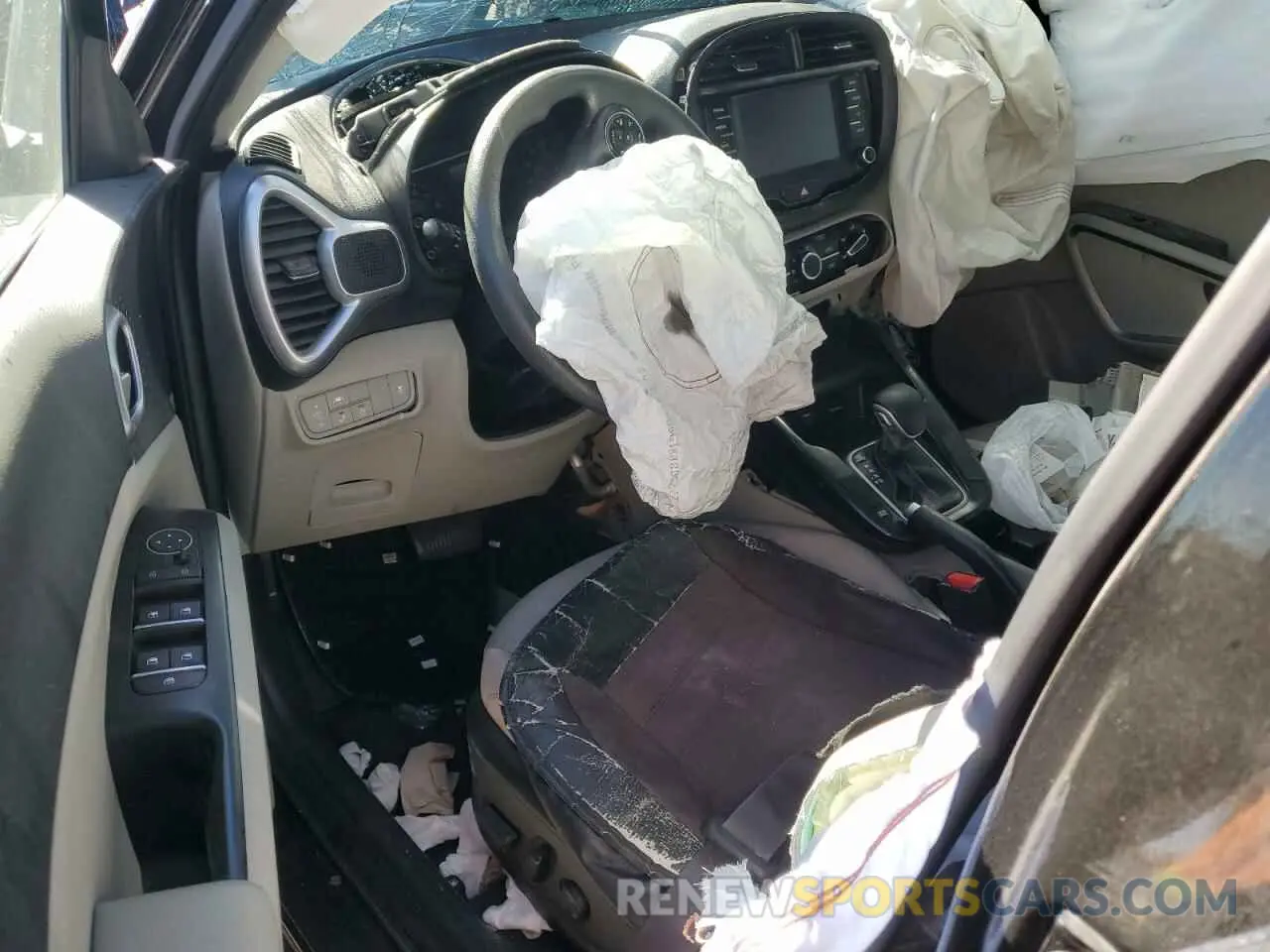 8 Photograph of a damaged car KNDJ23AU0M7743787 KIA SOUL 2021