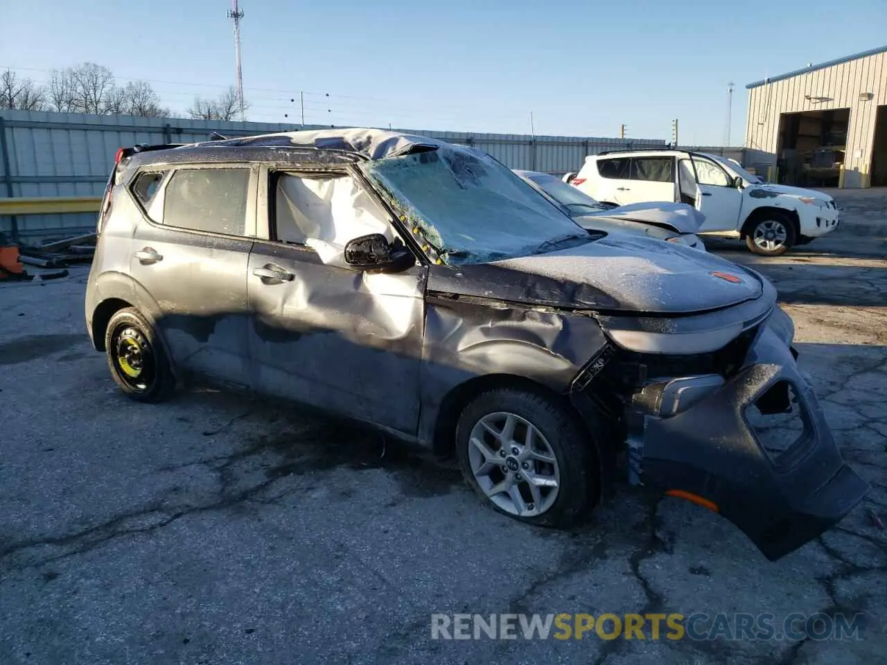 4 Photograph of a damaged car KNDJ23AU0M7748858 KIA SOUL 2021