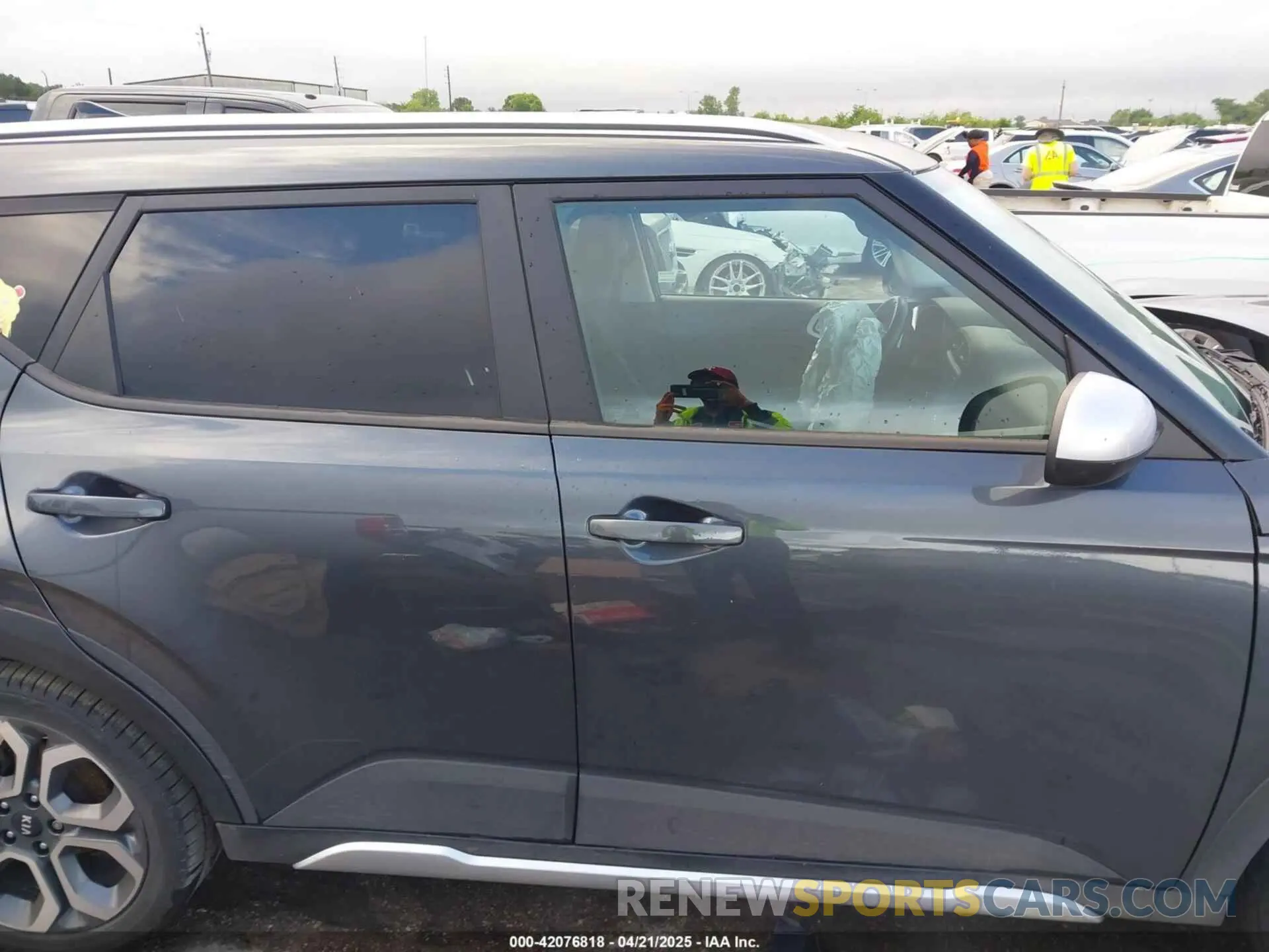 12 Photograph of a damaged car KNDJ23AU0M7764980 KIA SOUL 2021