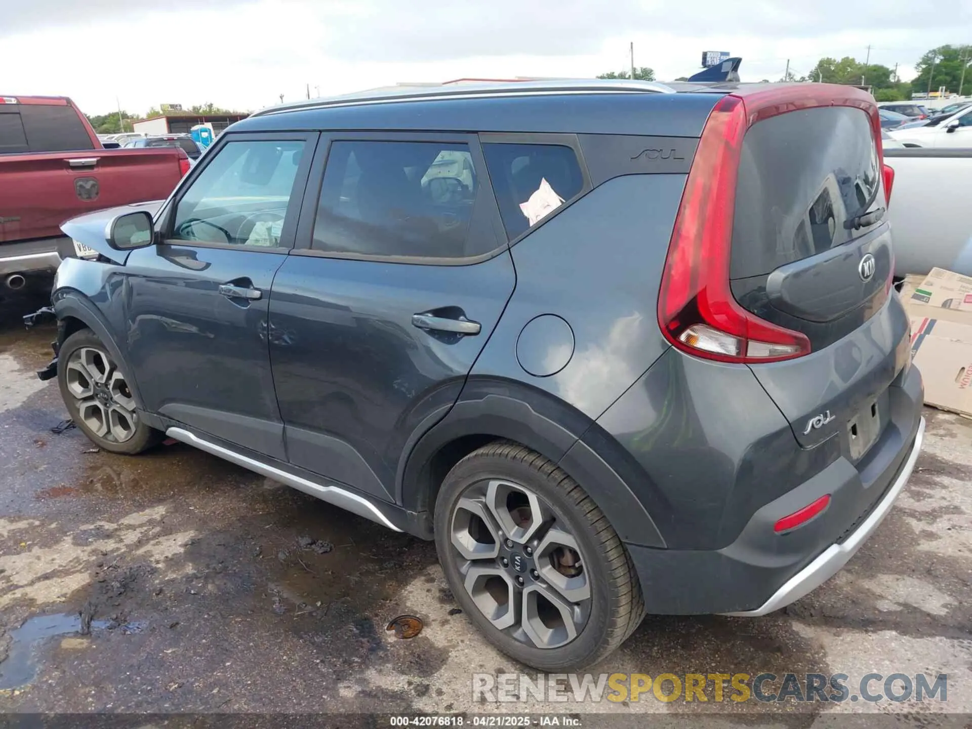 3 Photograph of a damaged car KNDJ23AU0M7764980 KIA SOUL 2021