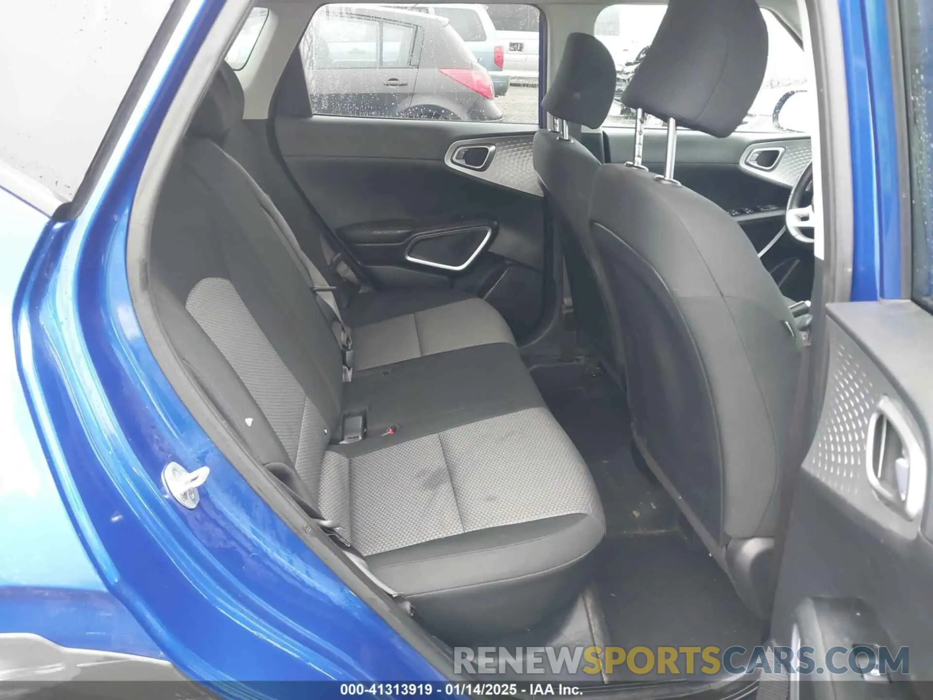 8 Photograph of a damaged car KNDJ23AU1M7133364 KIA SOUL 2021