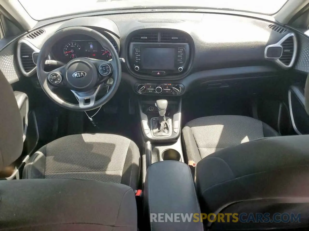 8 Photograph of a damaged car KNDJ23AU1M7142114 KIA SOUL 2021