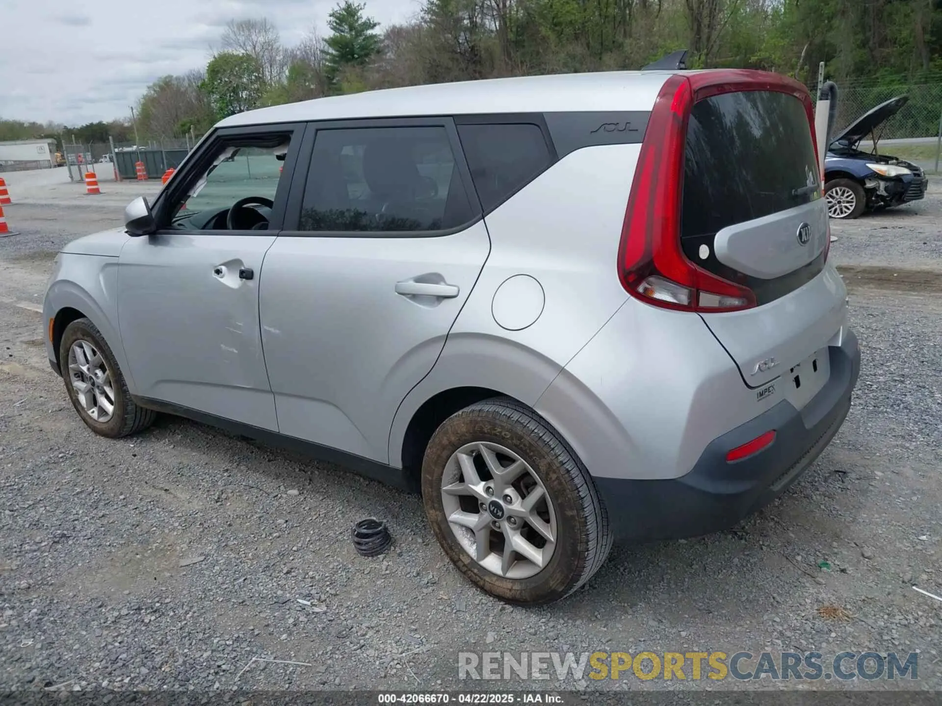 3 Photograph of a damaged car KNDJ23AU1M7737755 KIA SOUL 2021