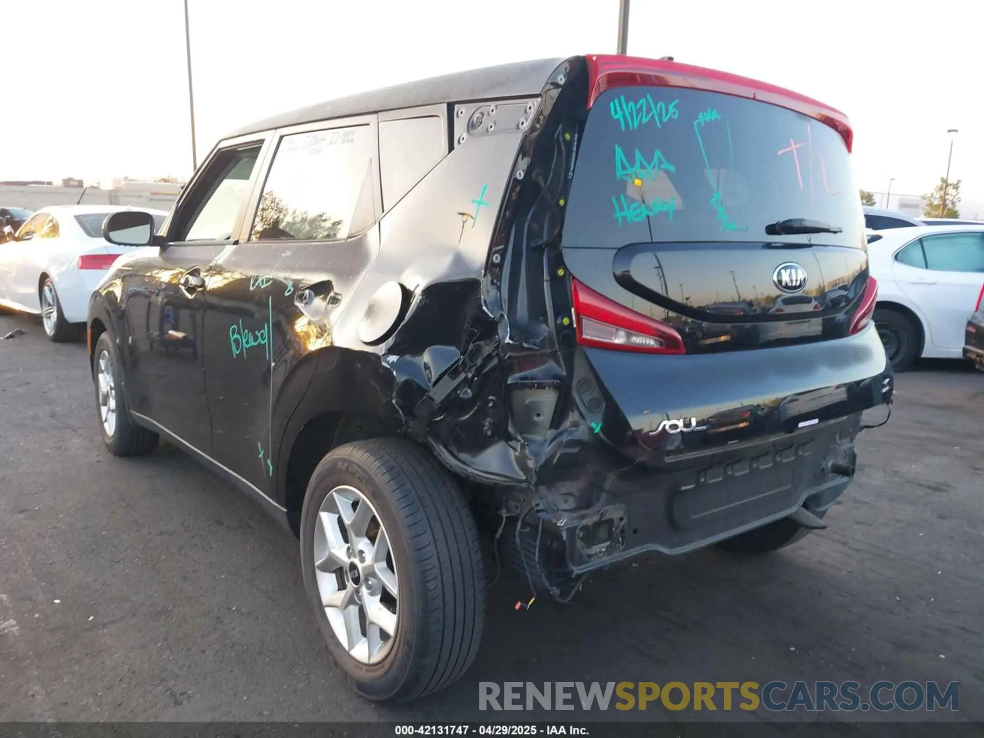 6 Photograph of a damaged car KNDJ23AU1M7758301 KIA SOUL 2021