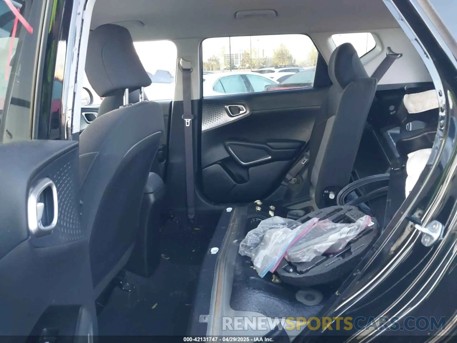 8 Photograph of a damaged car KNDJ23AU1M7758301 KIA SOUL 2021