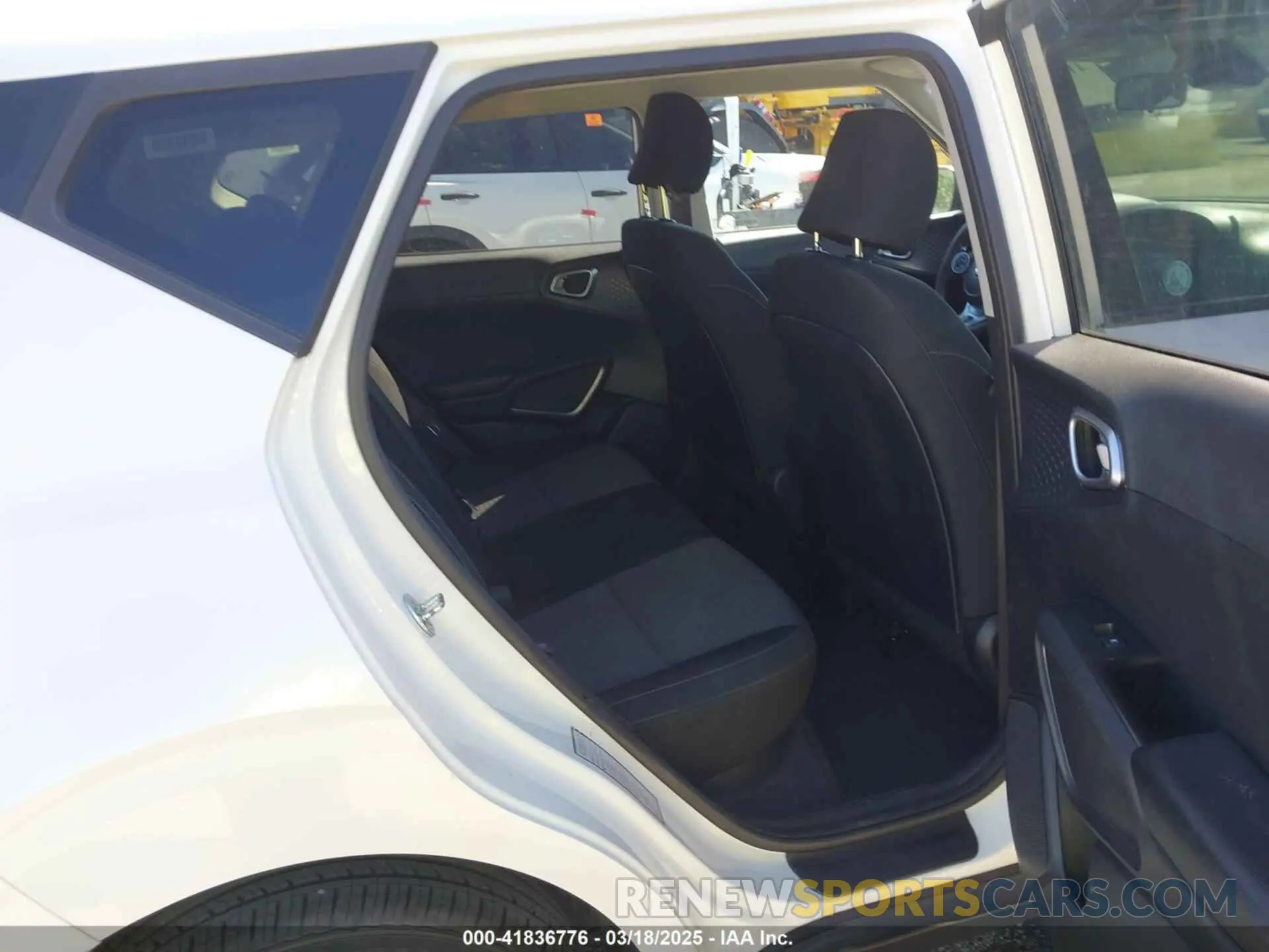 8 Photograph of a damaged car KNDJ23AU1M7769377 KIA SOUL 2021