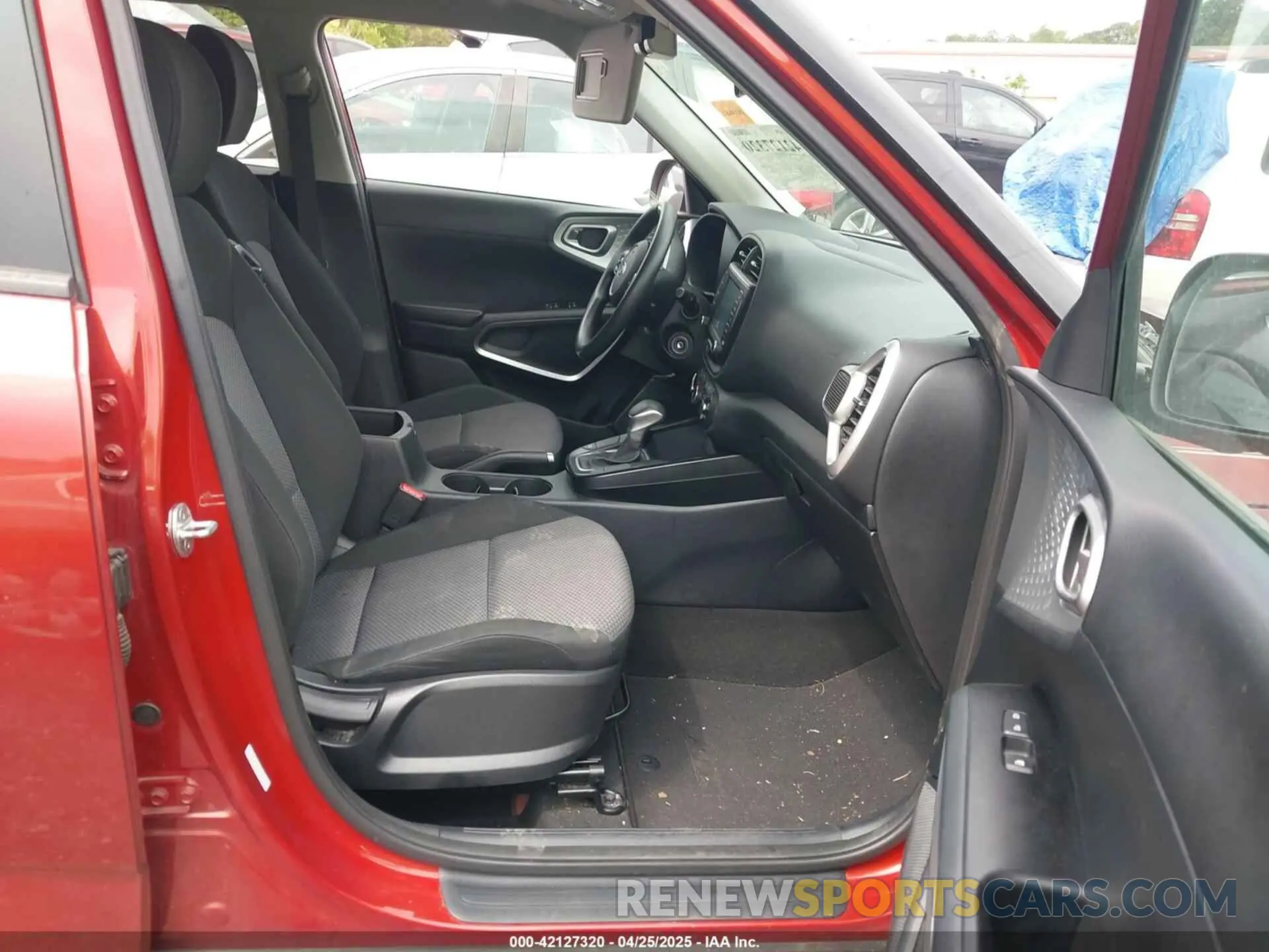 5 Photograph of a damaged car KNDJ23AU1M7782369 KIA SOUL 2021