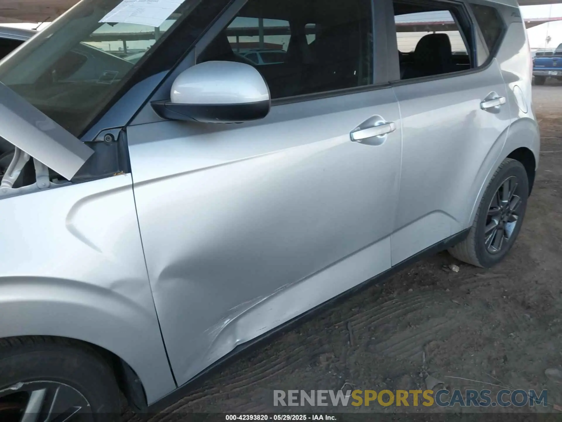 6 Photograph of a damaged car KNDJ23AU1M7795865 KIA SOUL 2021