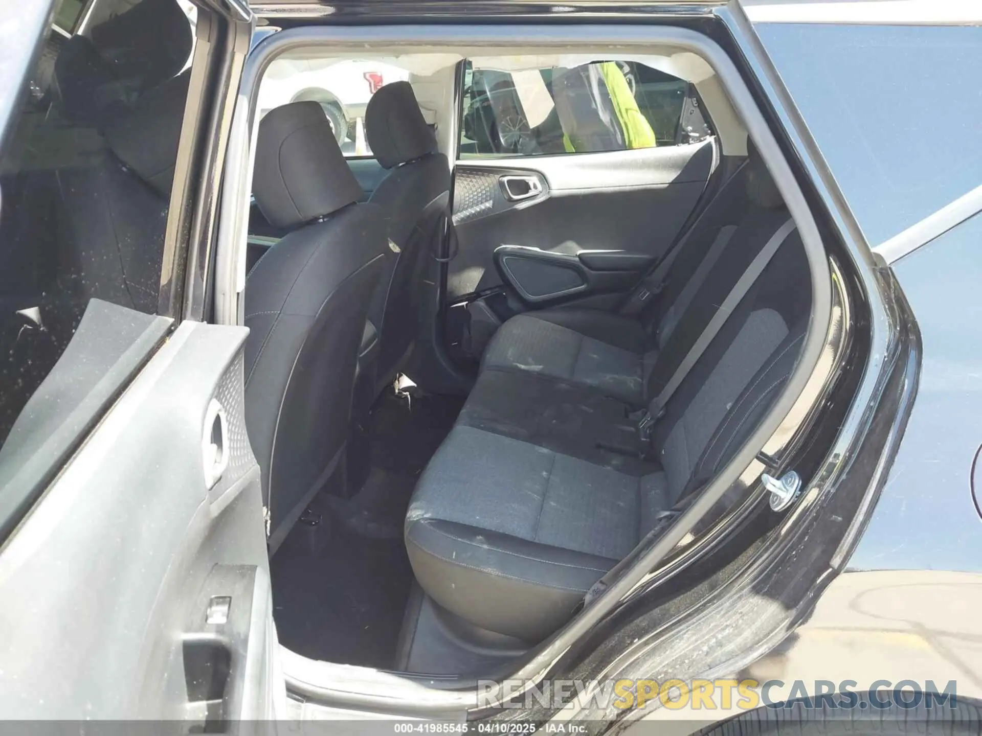 8 Photograph of a damaged car KNDJ23AU2M7129615 KIA SOUL 2021