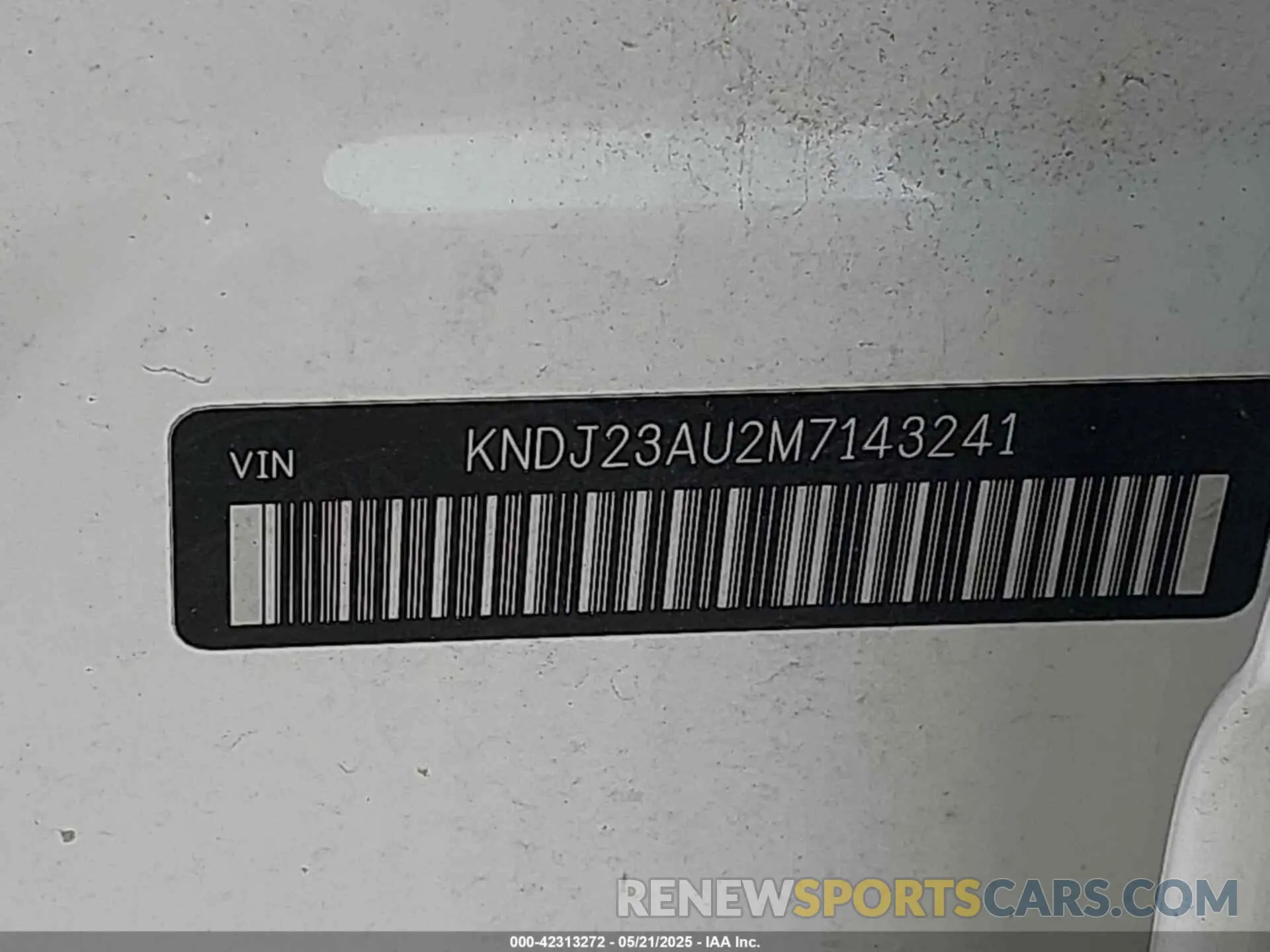 9 Photograph of a damaged car KNDJ23AU2M7143241 KIA SOUL 2021