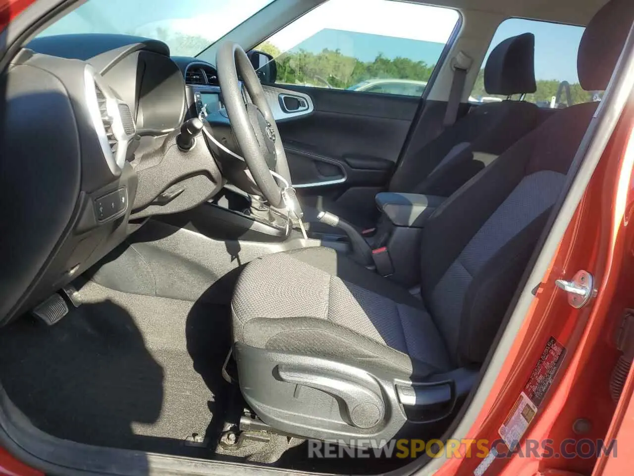 7 Photograph of a damaged car KNDJ23AU2M7792070 KIA SOUL 2021
