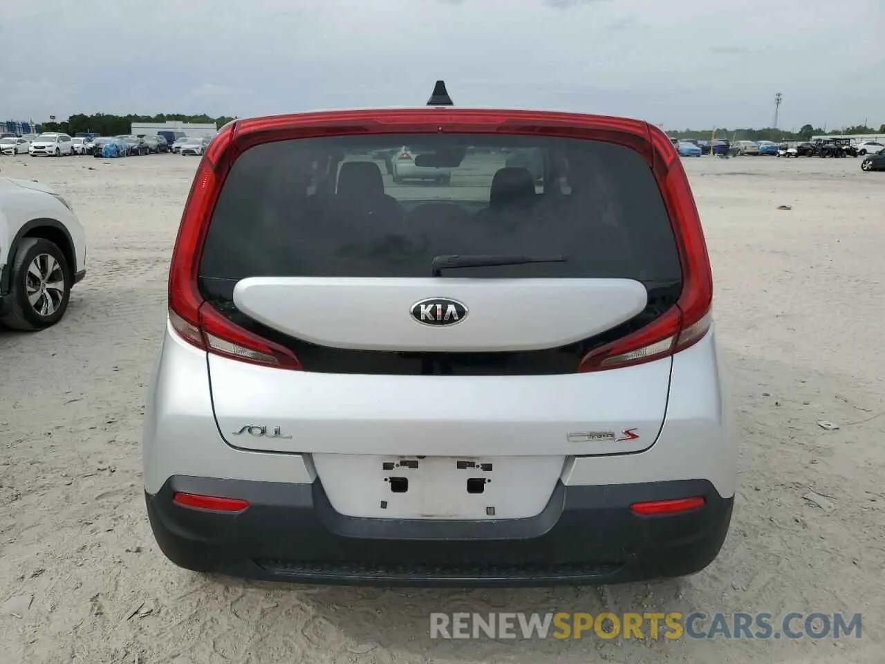 6 Photograph of a damaged car KNDJ23AU2M7795745 KIA SOUL 2021