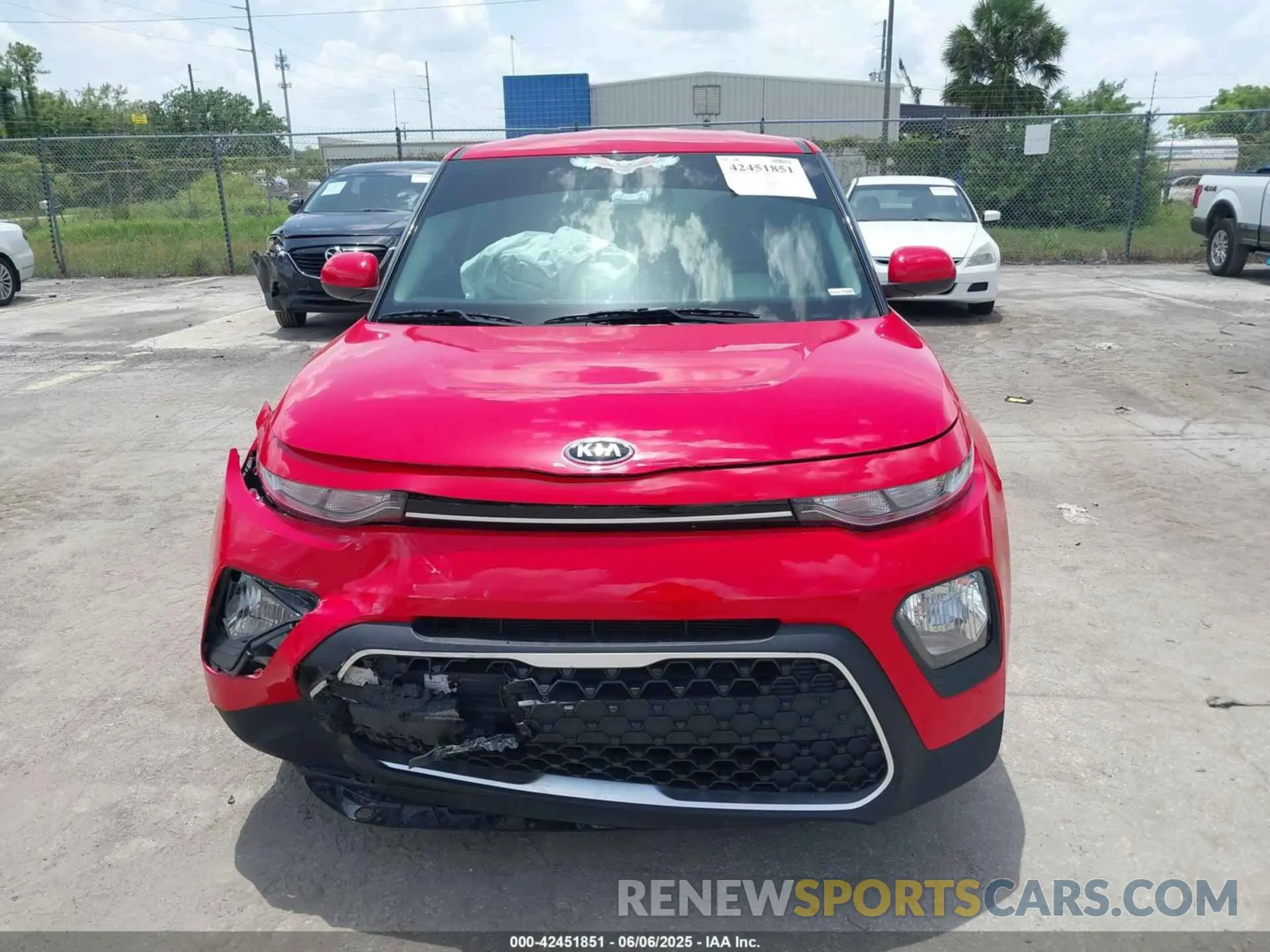 12 Photograph of a damaged car KNDJ23AU3M7142924 KIA SOUL 2021