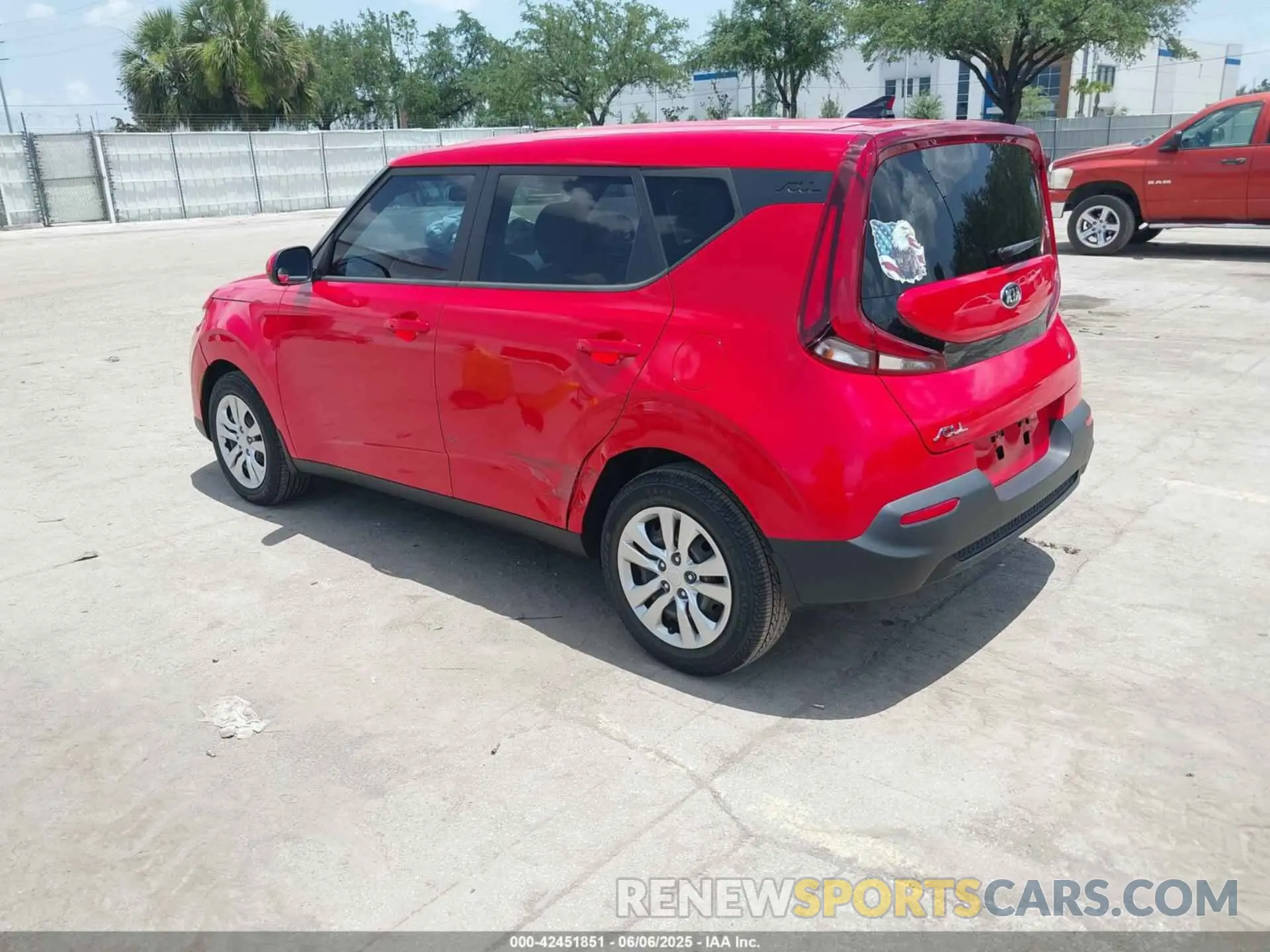 3 Photograph of a damaged car KNDJ23AU3M7142924 KIA SOUL 2021