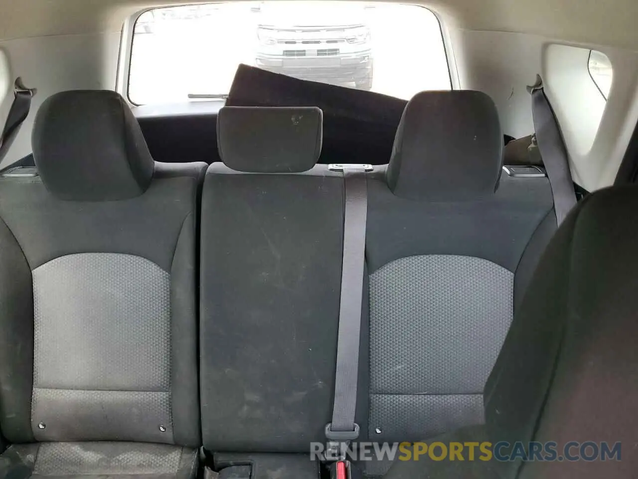 10 Photograph of a damaged car KNDJ23AU3M7743394 KIA SOUL 2021
