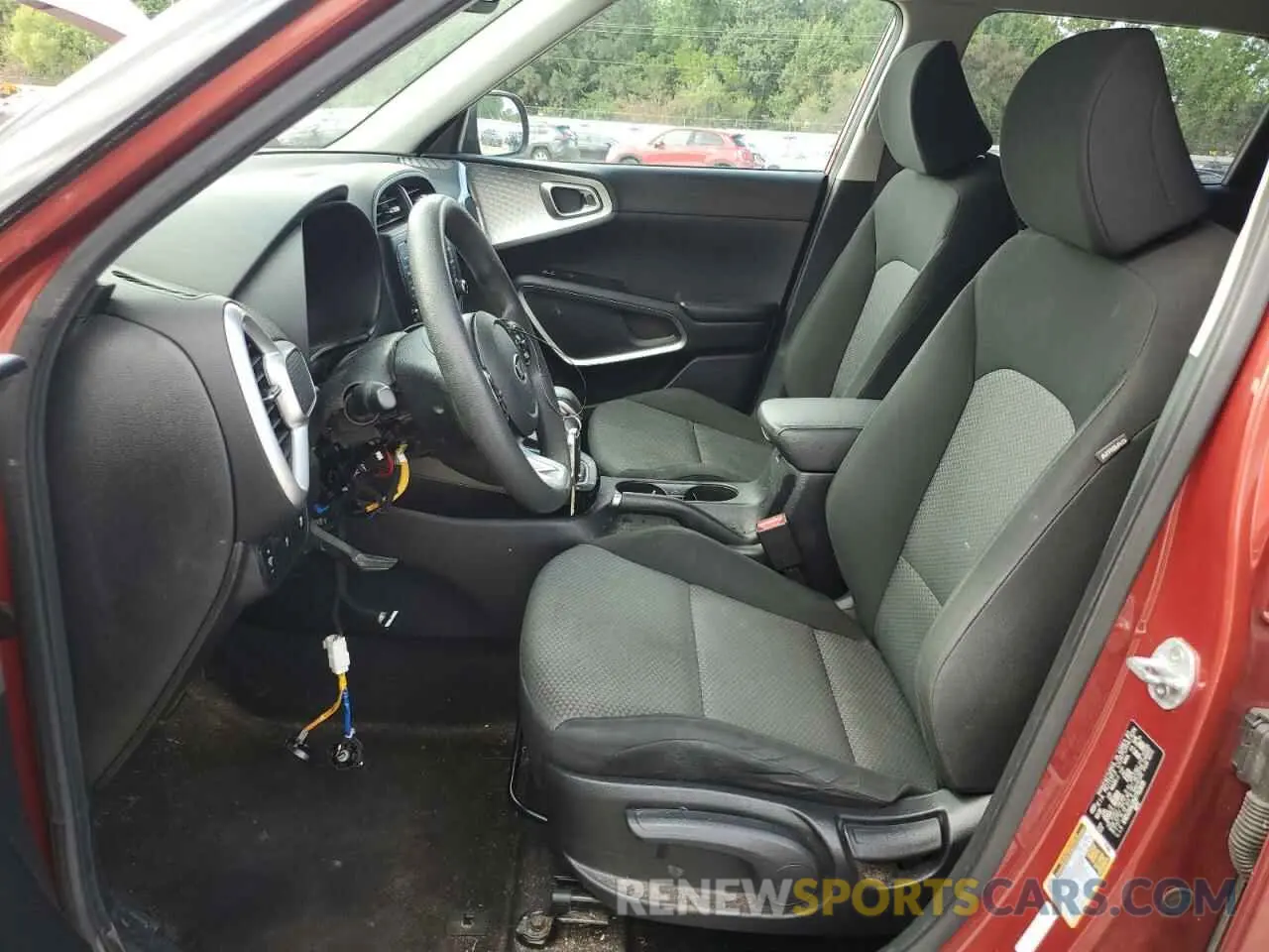 7 Photograph of a damaged car KNDJ23AU3M7762639 KIA SOUL 2021